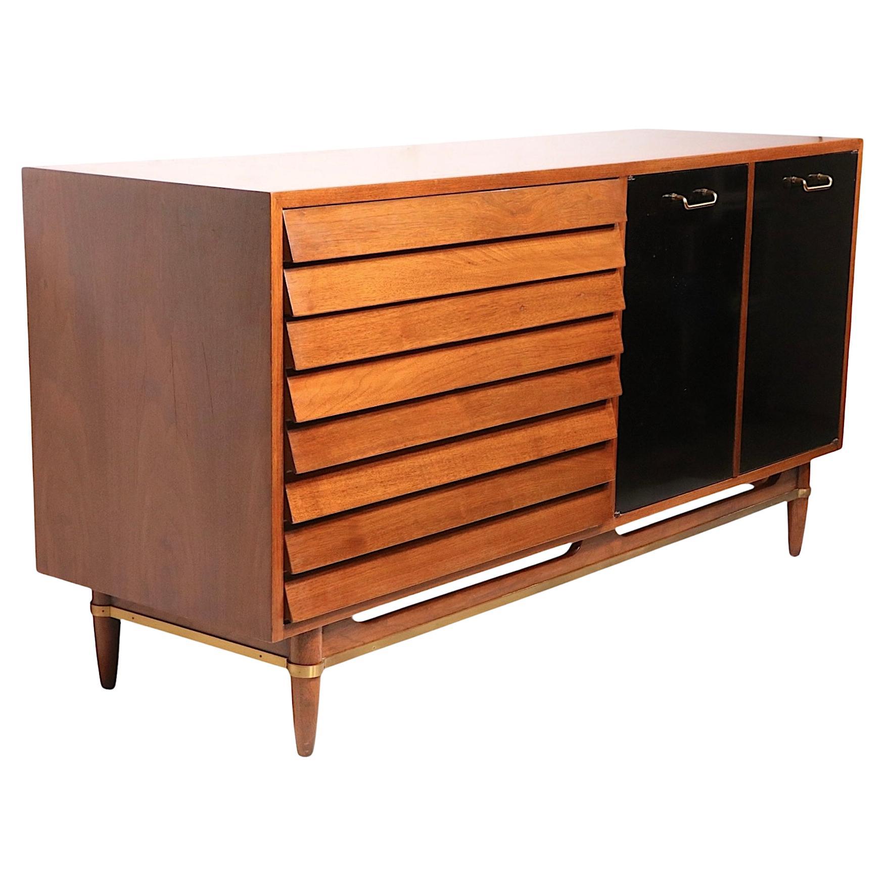 Cassettone Mid Century American of Martinsville Dania di Merton Gershun del 1950/60 circa in vendita