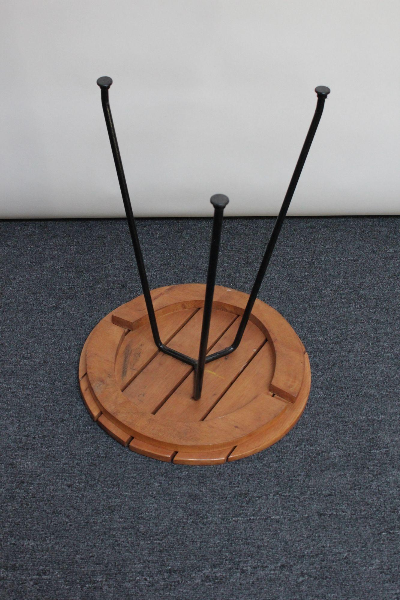 Mid-Century American Modern Birch and Iron Accent Table by Arthur Umanoff In Good Condition For Sale In Brooklyn, NY