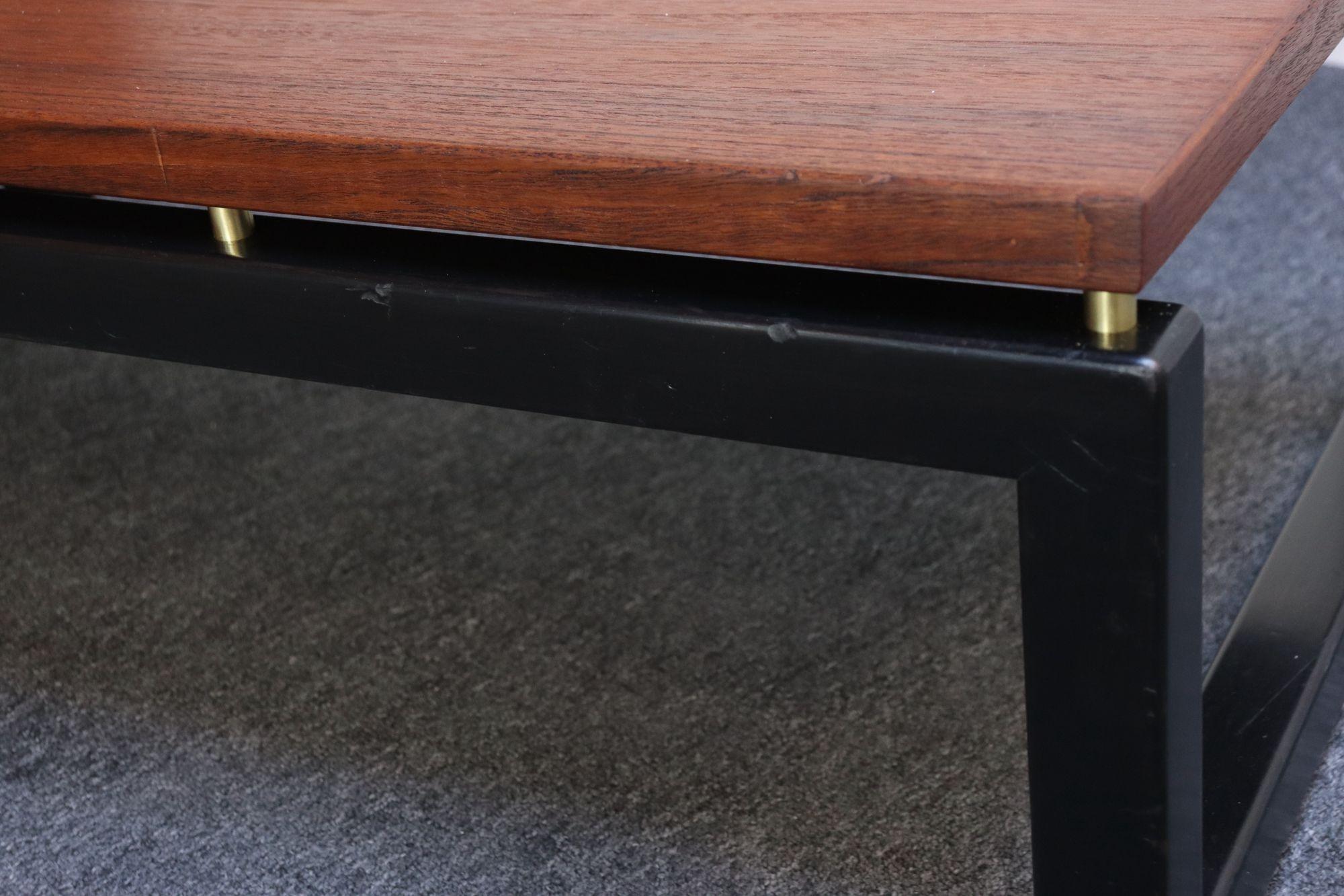 Mid-Century American Modern Low Table or Bench by Paul Tuttle for Baker For Sale 3
