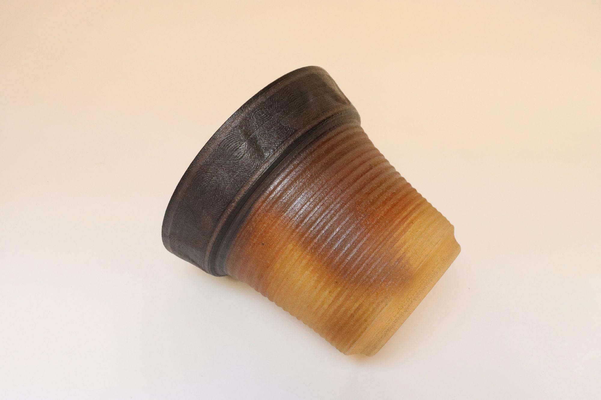 Fine XX secolo Vaso in ceramica Studio Pottery di Deanna Nichols, metà del secolo scorso. in vendita