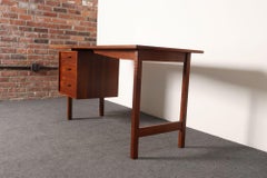 Mid-Century American Modern Studio Craft Walnut Desk by Richard Artschwager