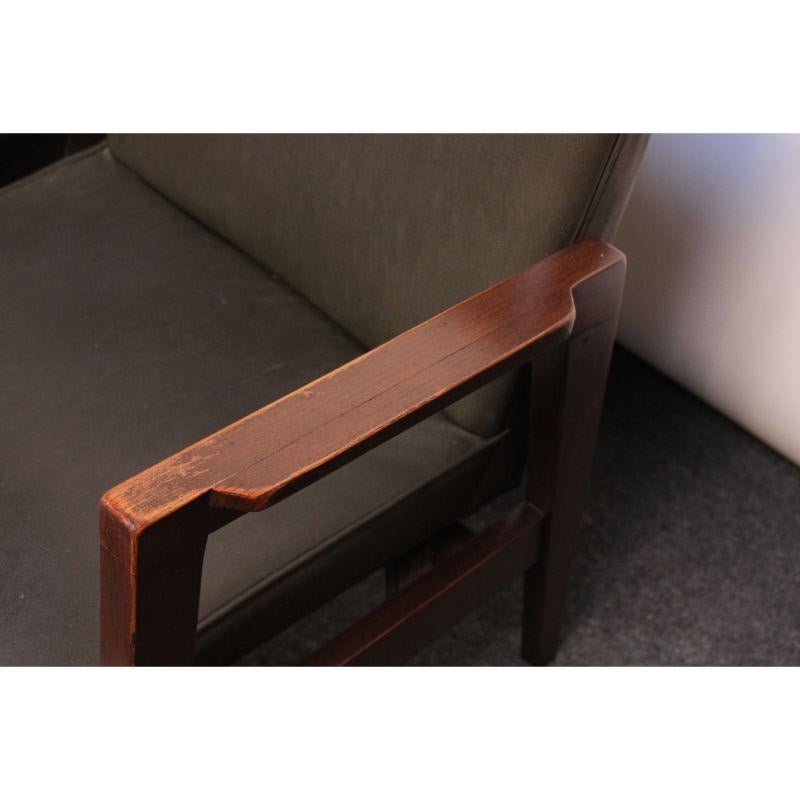 Mid-Century American Modern Three-Seat Walnut Bench For Sale 12