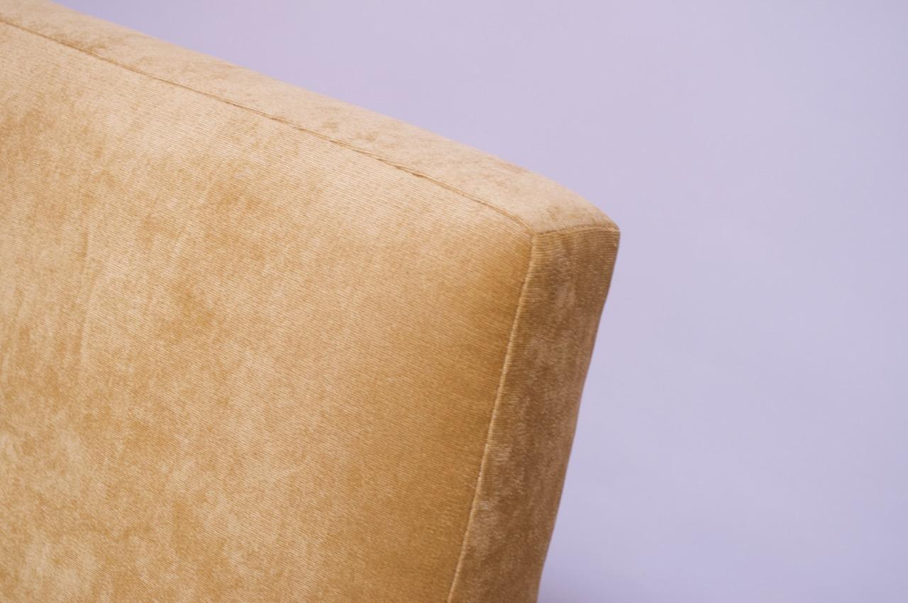 Midcentury American Modern Walnut and Velvet Slipper Chairs 7