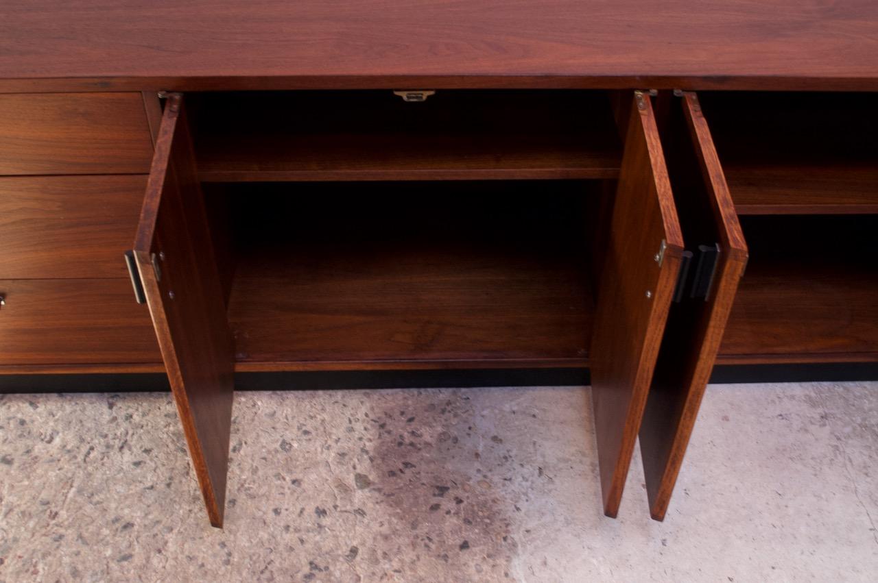 Midcentury American Modern Walnut Credenza with Ebonized Plinth Base 6