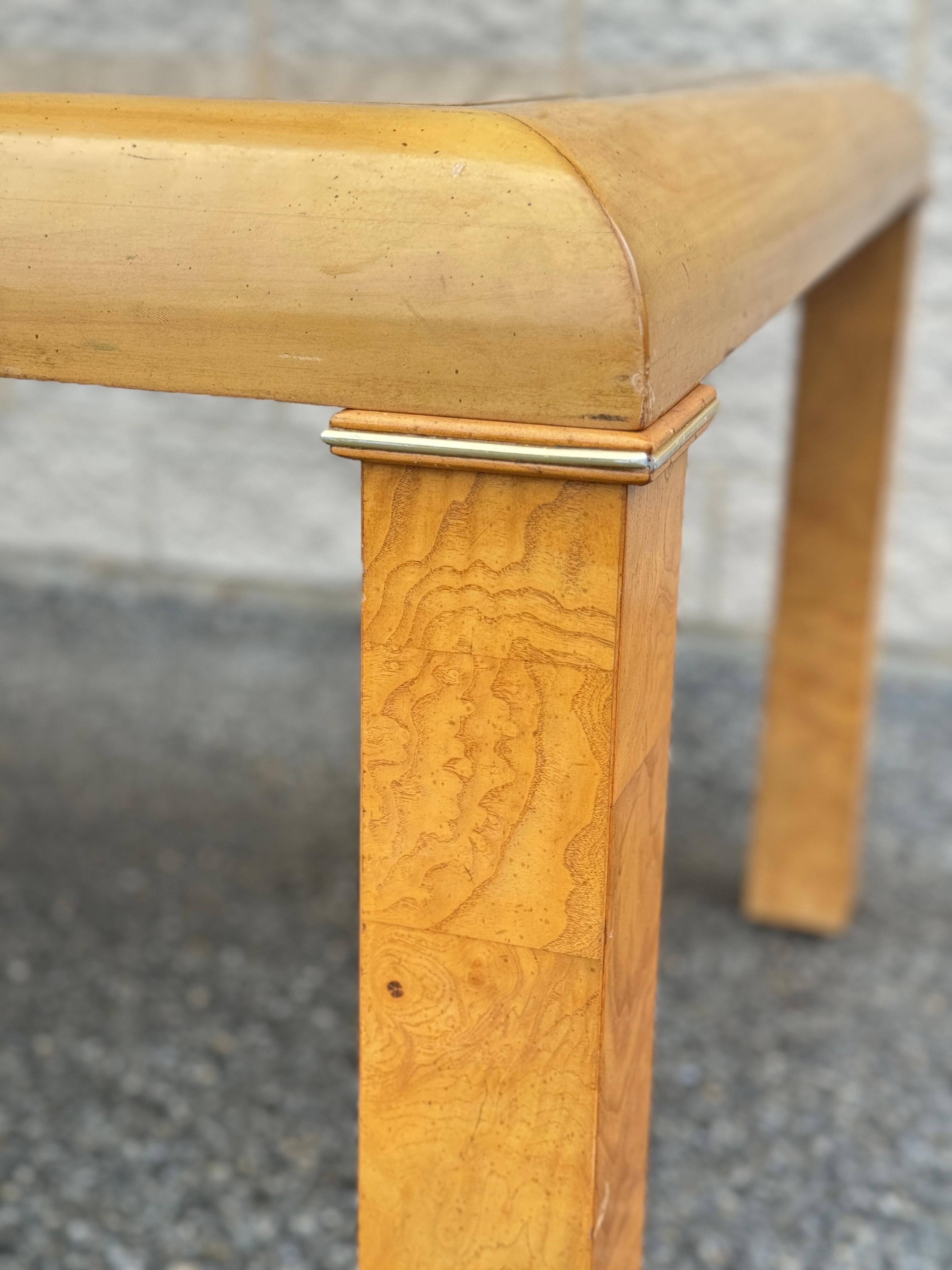Américain Mid- Century American of Martinsville Table de salle à manger Parsons en bois de ronce, avec abattant en vente