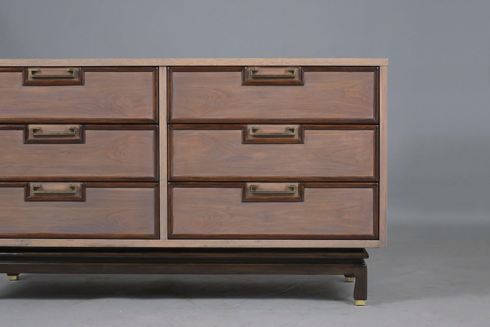 Mid-Century Modern Mid-Century American of Martinsville Dresser