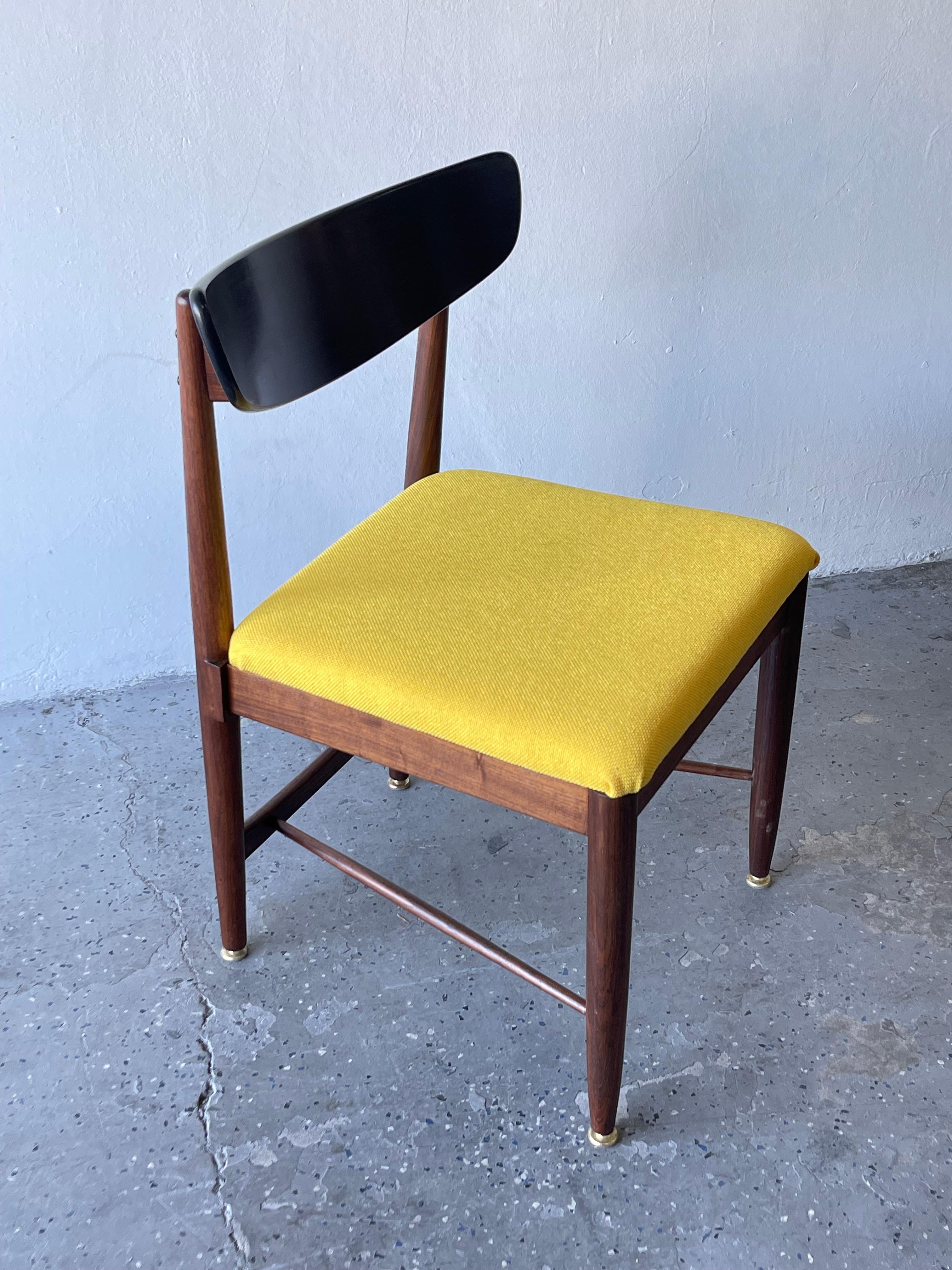 Mid-Century Modern Midcentury American of Martinsville Dania Walnut Desk Chair by Merton Gershun For Sale