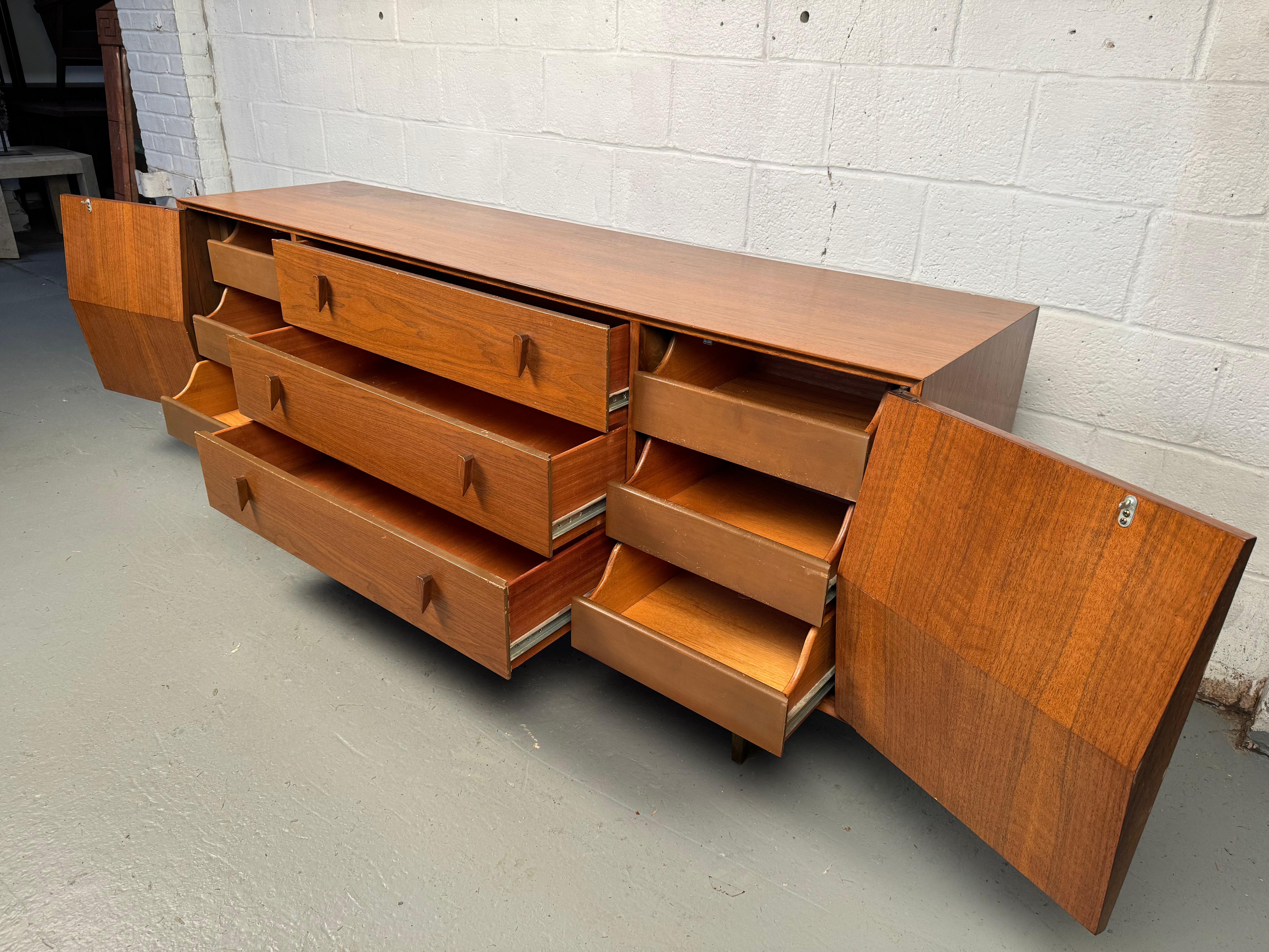 Mid-Century American of Martinsville Diamond Dresser by Albert Parvin 4