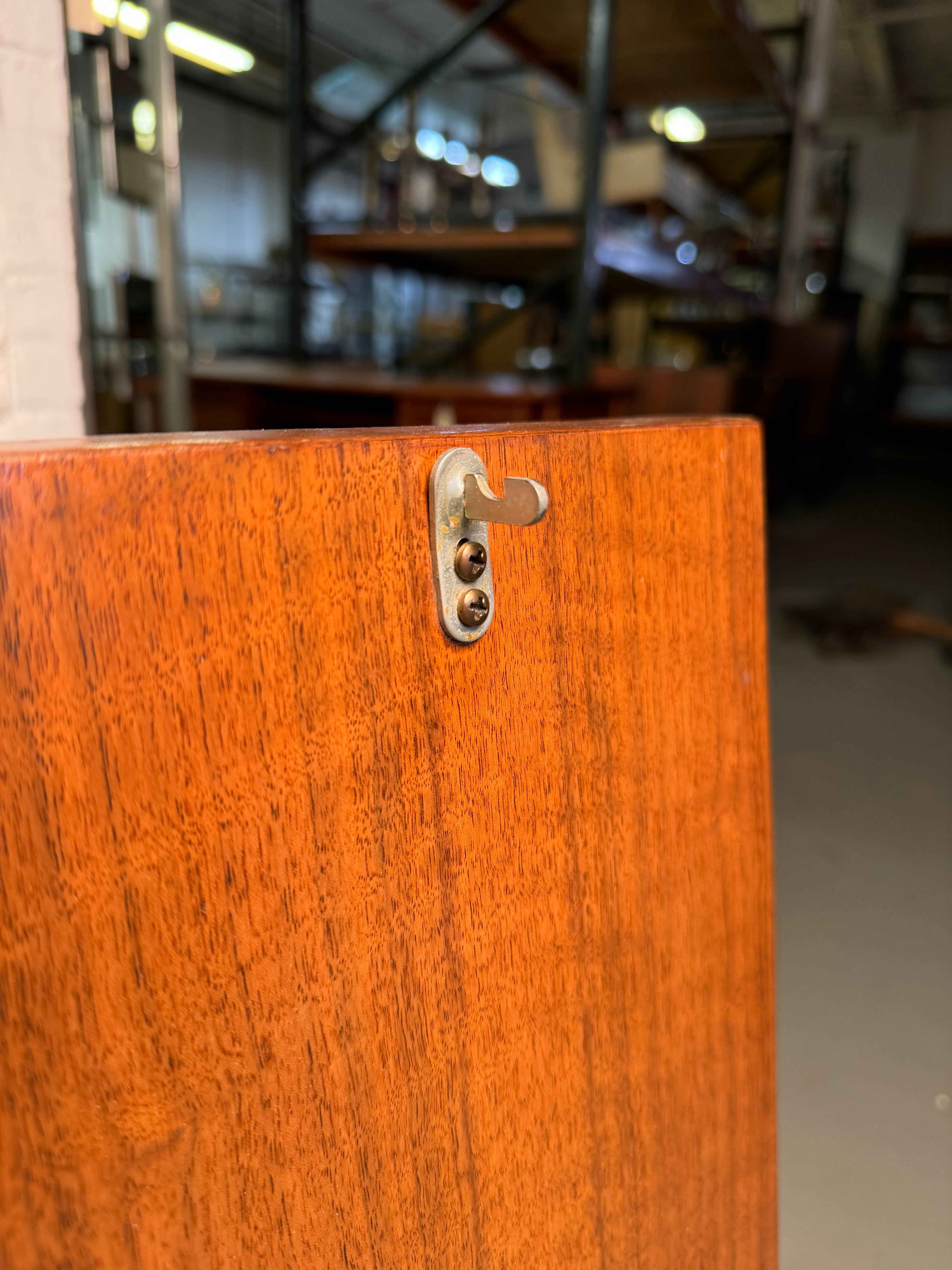 Mid-Century American of Martinsville Diamond Dresser by Albert Parvin 8