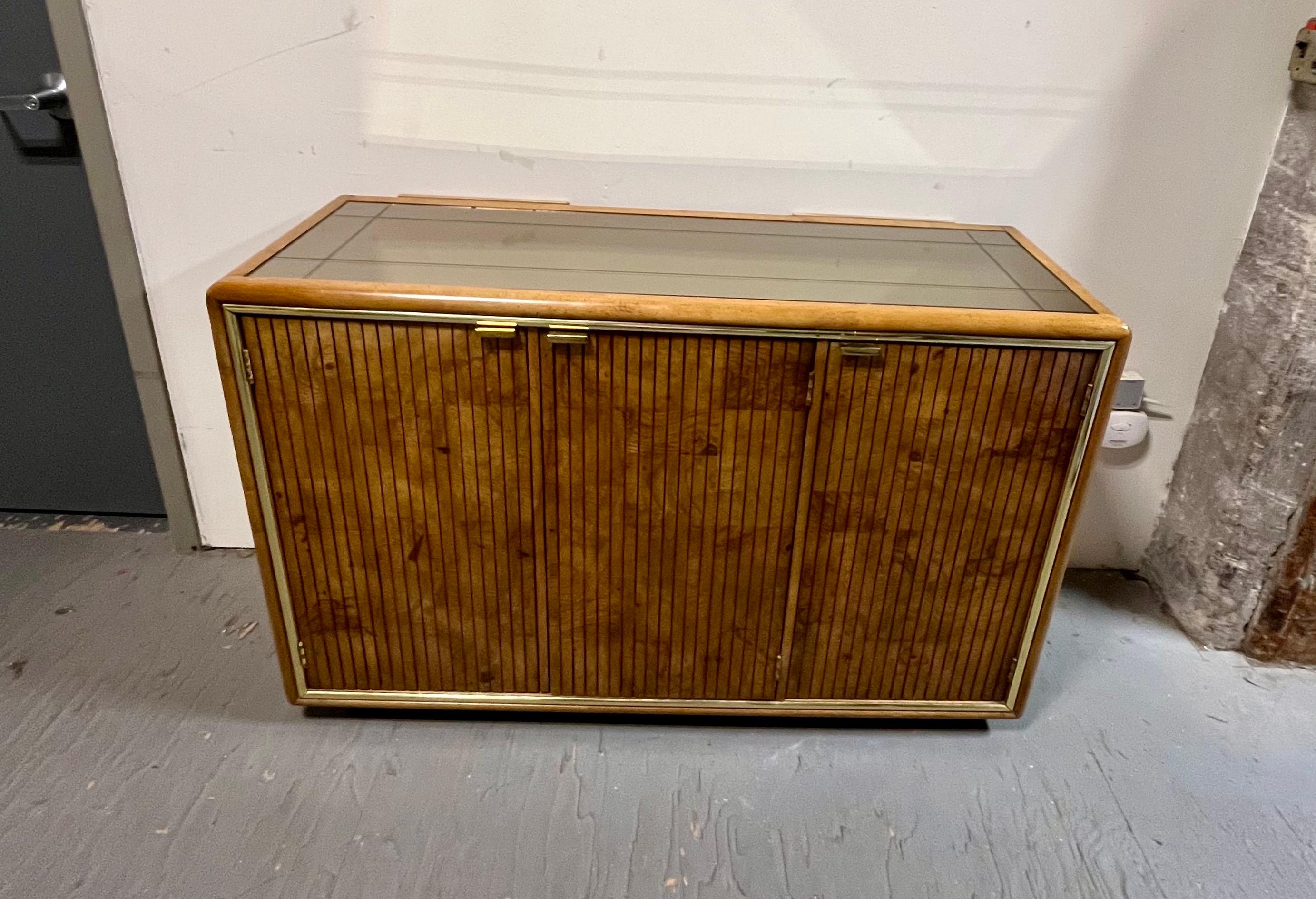 Fluted Buffet-Serviergeschirr, American of Martinsville, Mitte des Jahrhunderts (Moderne der Mitte des Jahrhunderts) im Angebot