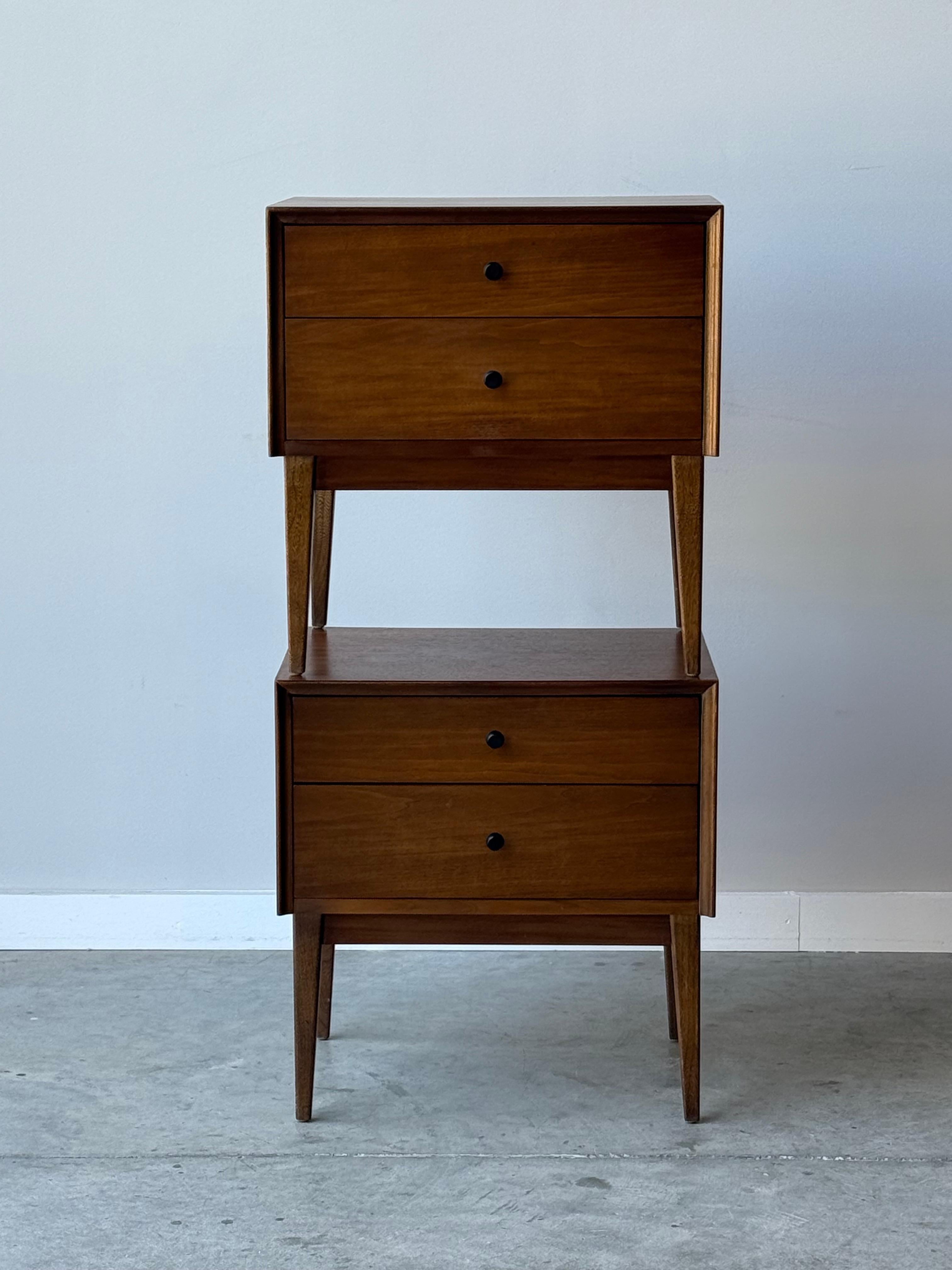 Mid-Century American of Martinsville Nightstands - a Pair 2