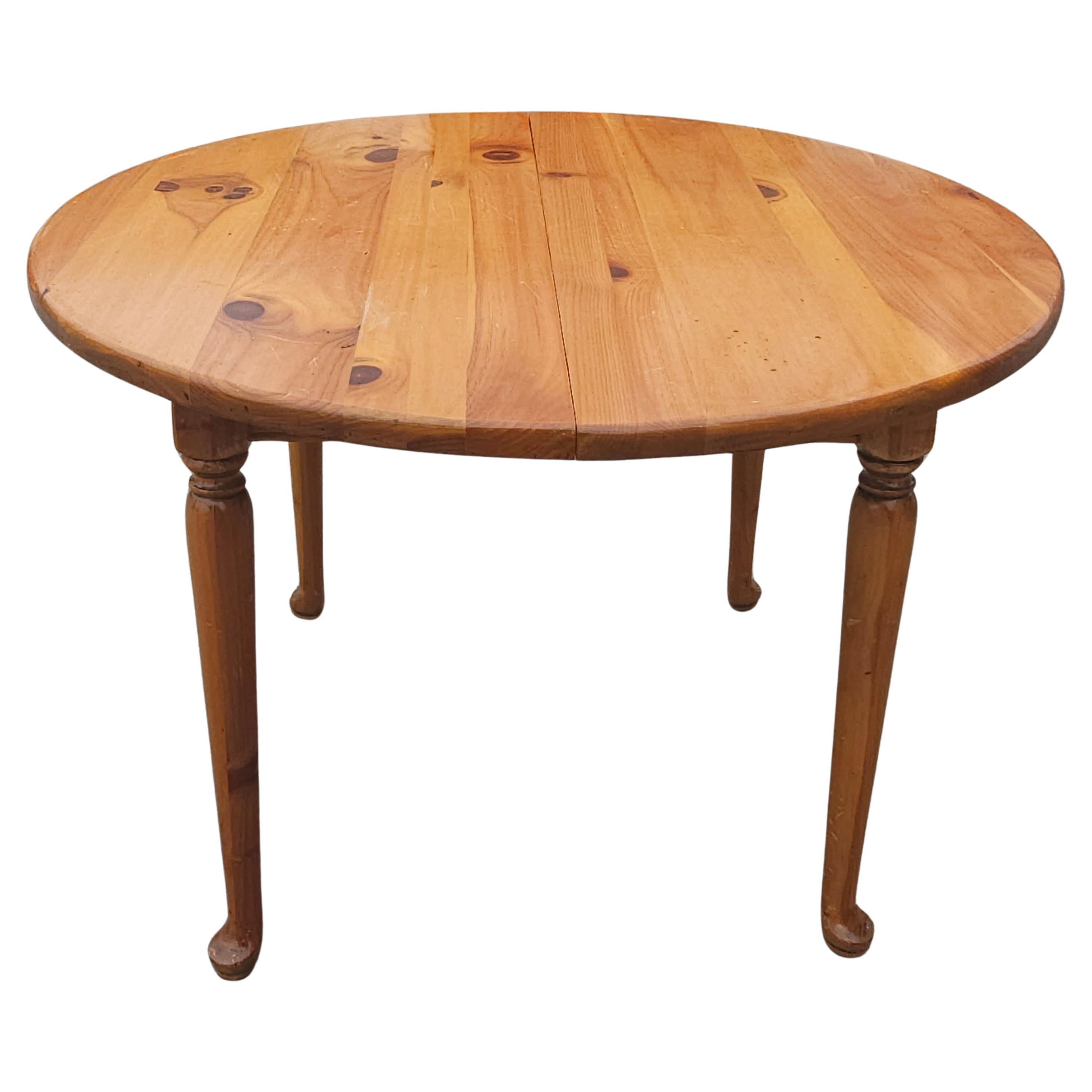 Lacquered Mid Century American Pine Extension Breakfast Table For Sale