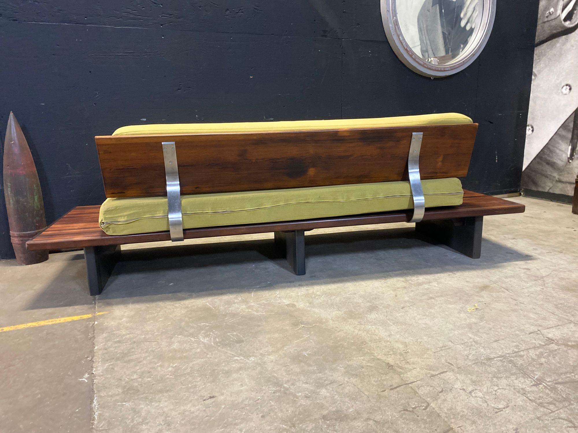 Mid Century American Rosewood Daybed im Angebot 1