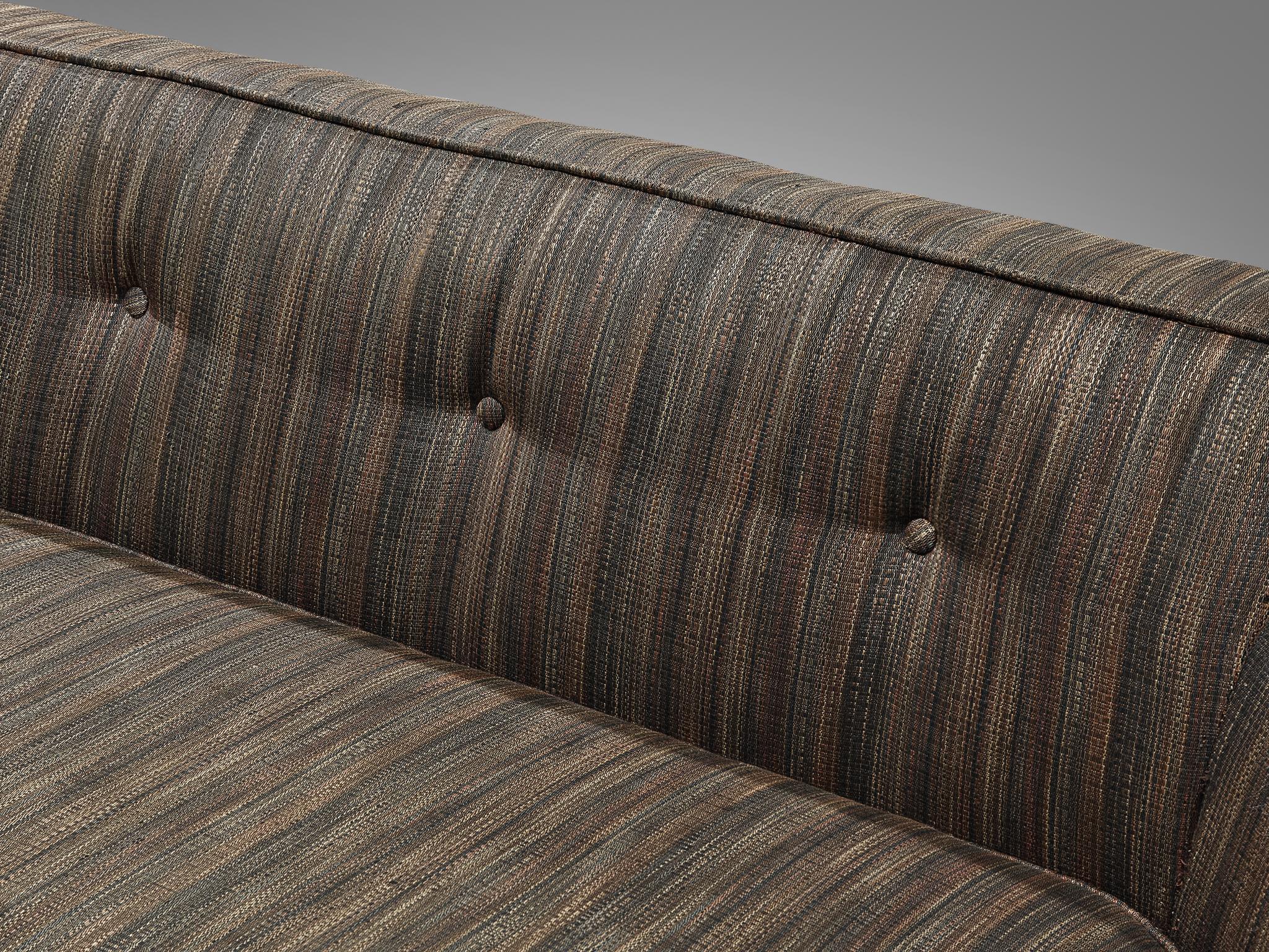 Canapé d'angle sectionnel américain du milieu du siècle en tissu finement rayé en vente 3