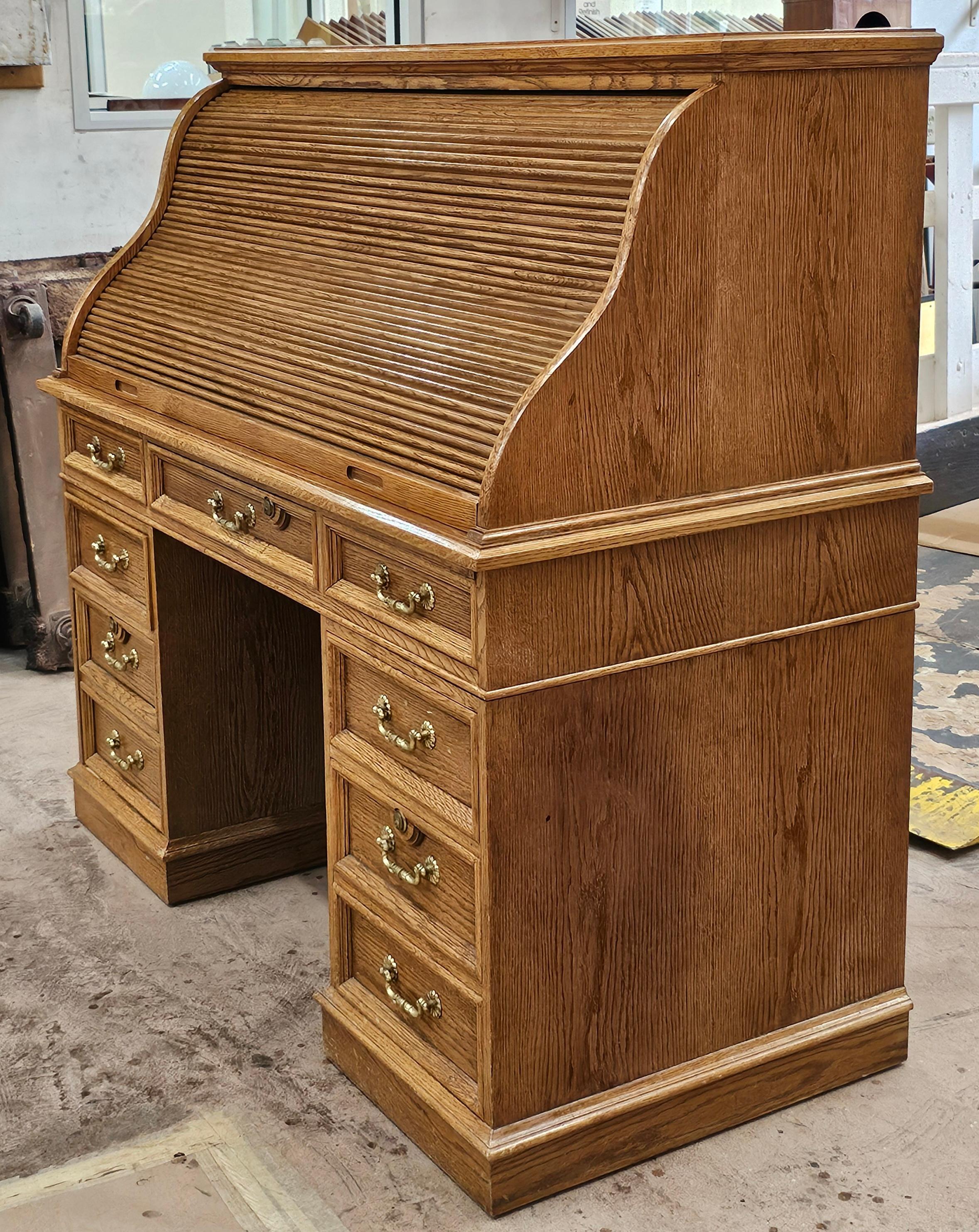 Unknown Mid Century American Solid Oak 