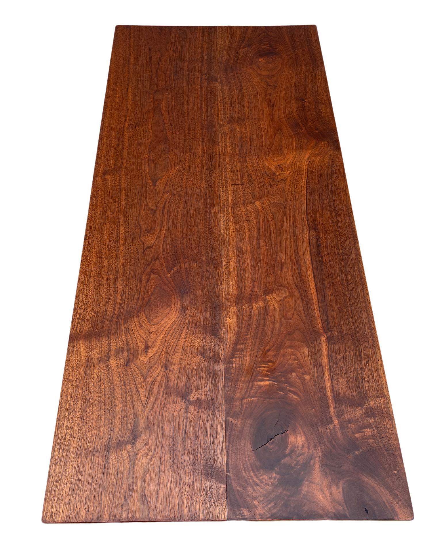 Banc ou table basse 4' en noyer noir massif de Mid Century American Studio Craft en vente 3