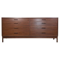 Mid Century American Studio Craft Walnut (Noyer)  Commode de Richard Artschwager, années 1960