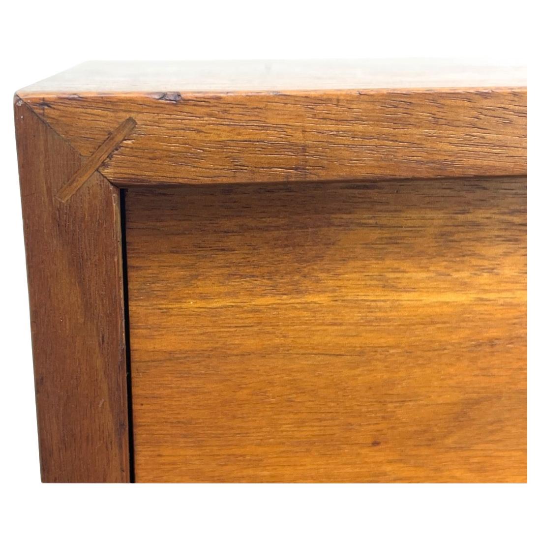 Travail du bois Commode en noyer du milieu du siècle de Studio A Craft par Richard Artschwager, RICHARD en vente