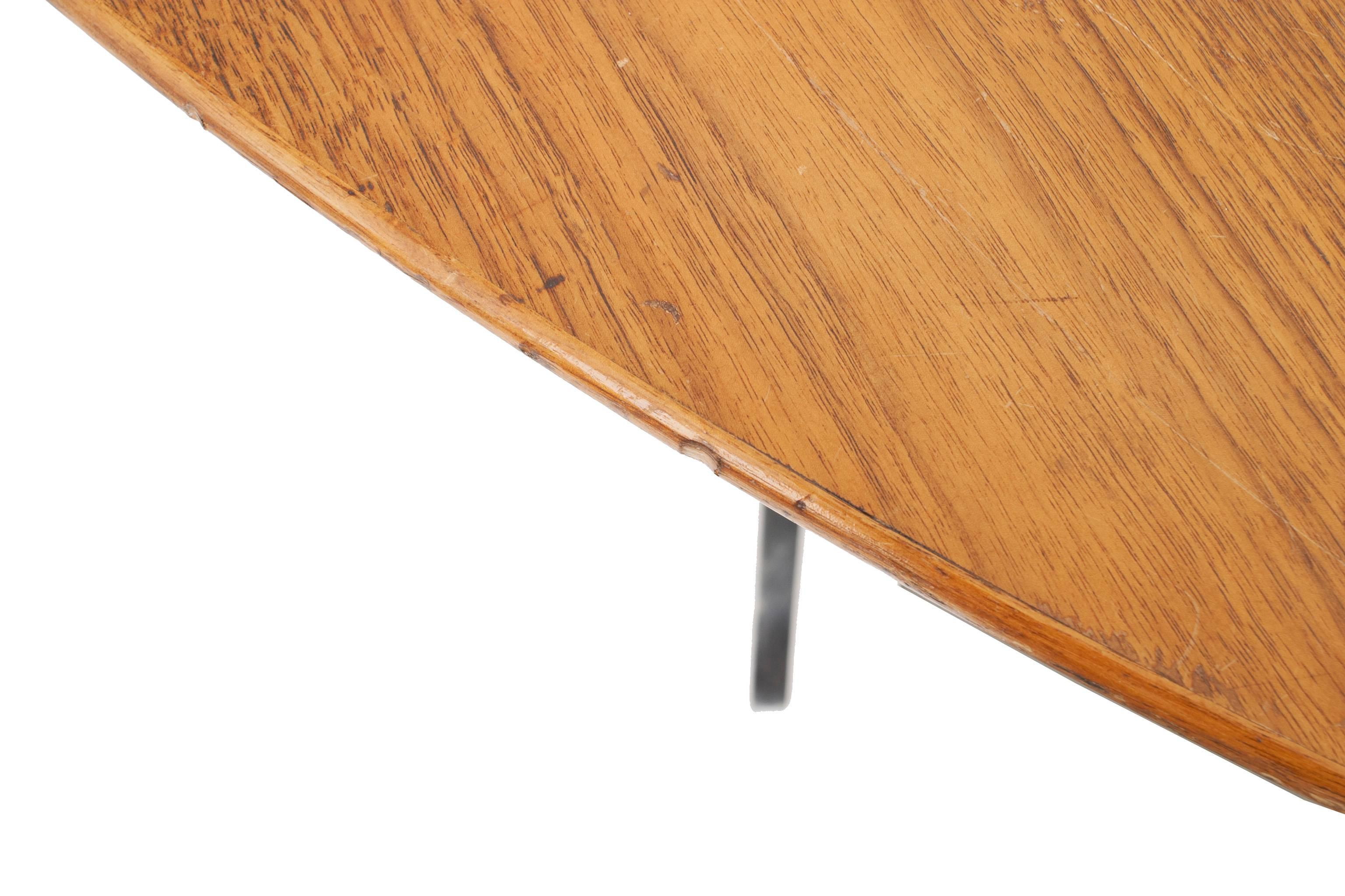 Midcentury American Teak Oval Dining Table In Good Condition In New York, NY
