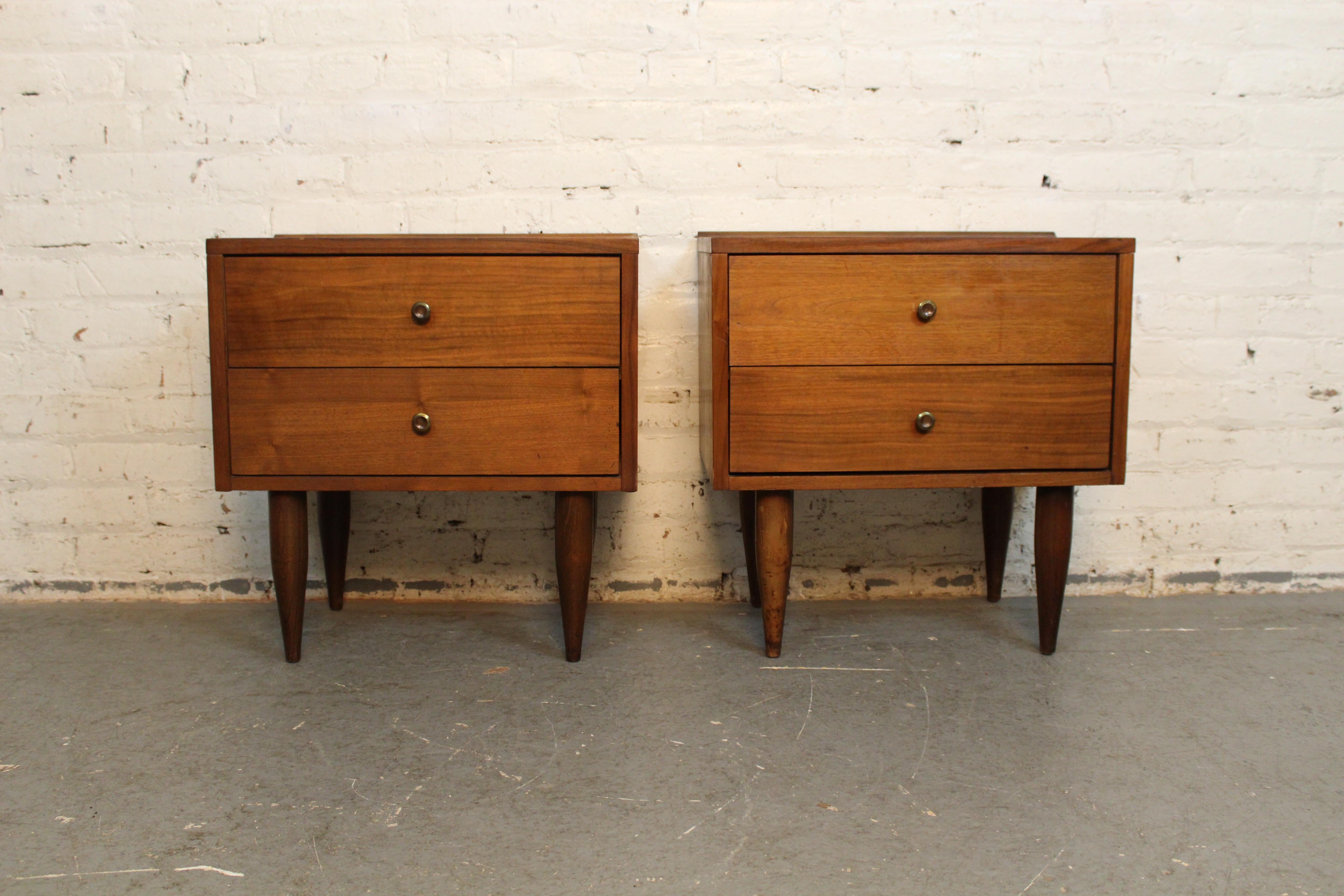 Don't miss out on this fantastic pair of genuine mid-century modern nightstands originally from the world's biggest supply house! Made by American furniture manufacturer Harmony House and exclusively sold by none other than Sears, Roebuck, and Co.