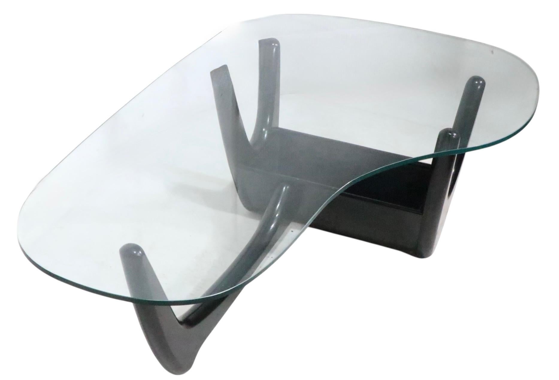 Américain Table basse Amoeba Freeform du milieu du siècle par Krohler d'après Pearsall c 1950/60's. en vente