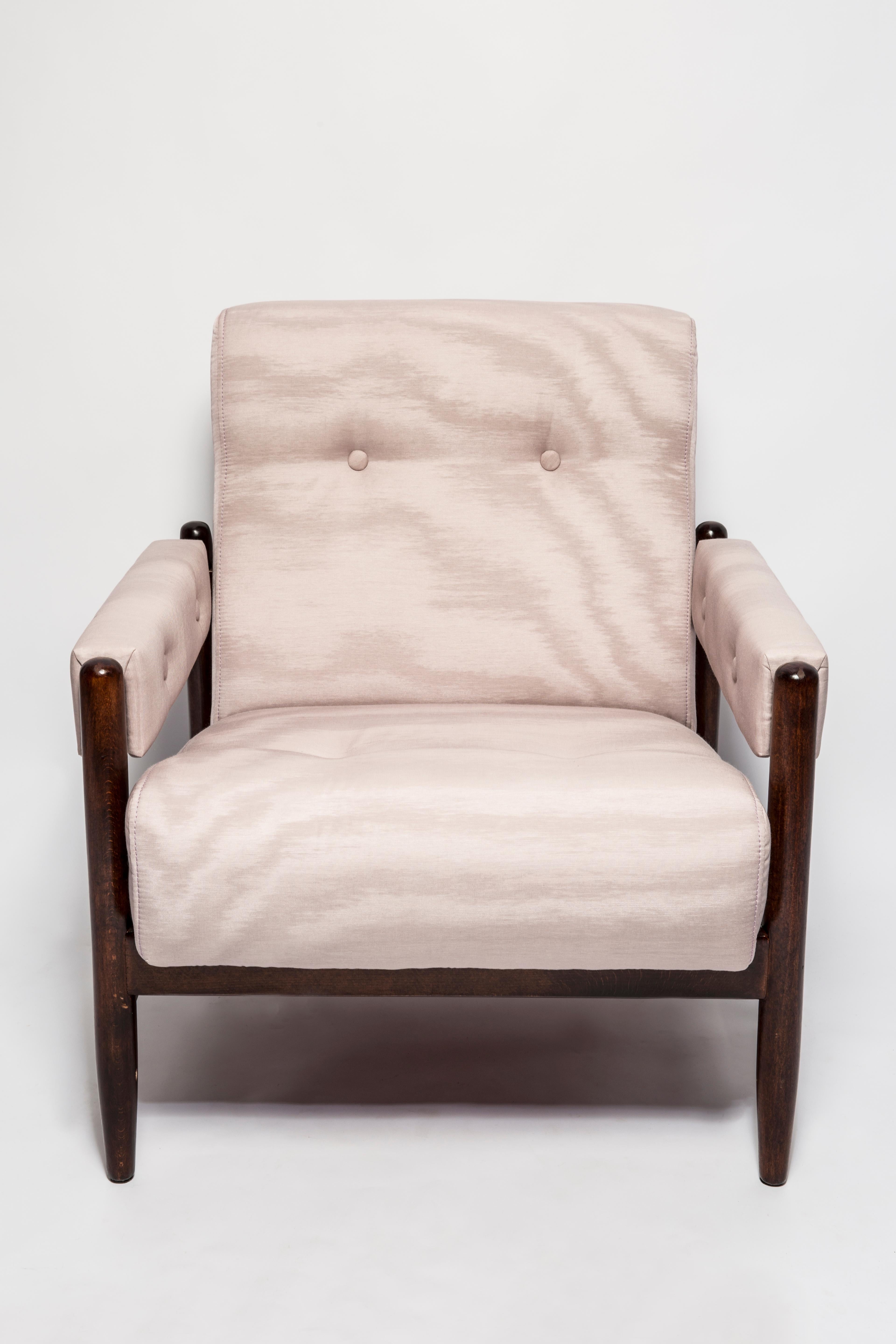 Mid-Century Modern Mid Century Amoir Fou Moiré Purple Pink Armchair, Walnut Wood, Europe, 1960s For Sale