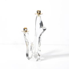 Chandelier à deux bras en cristal amorphe et laiton du milieu du siècle signé Schneider