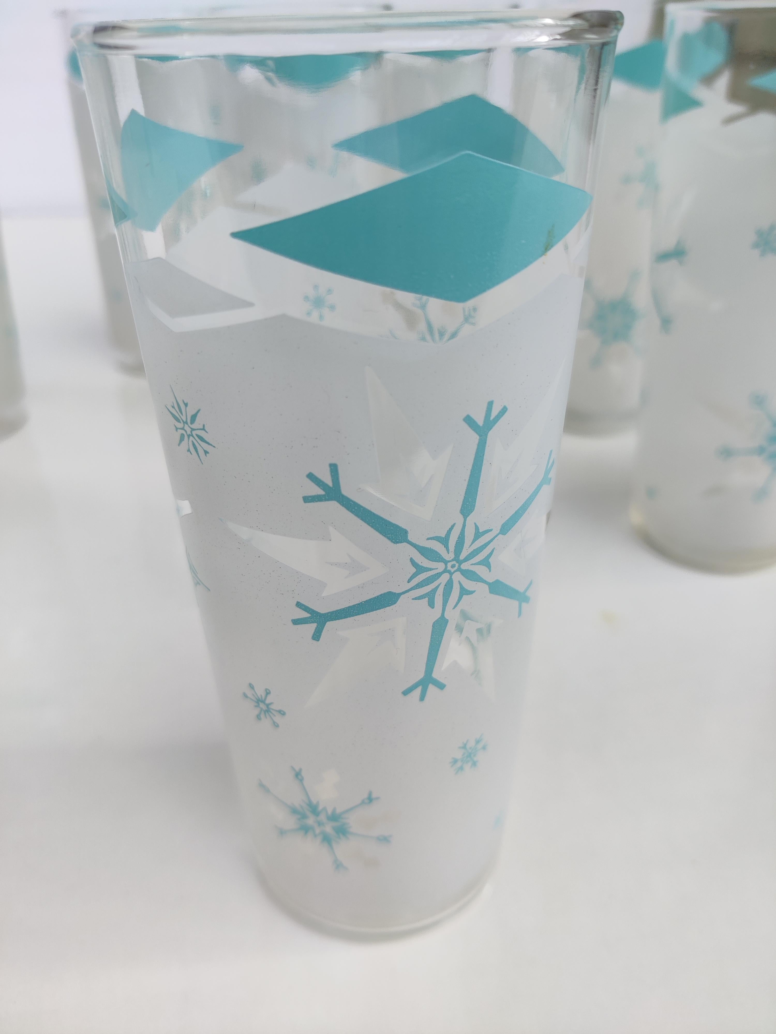 Mid-century Anchor Hocking Atomic Snowflake Glasses Set of 8 In Excellent Condition For Sale In Cincinnati, OH