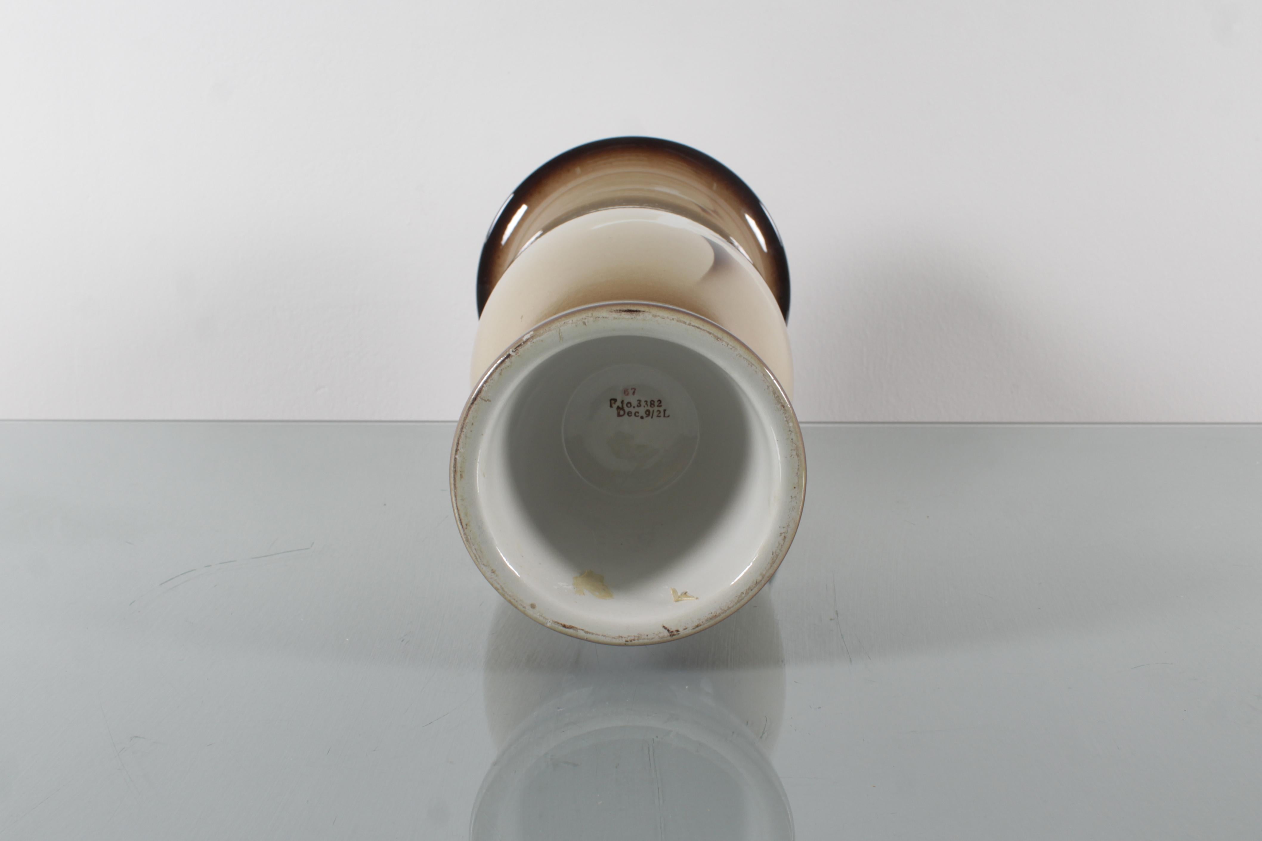 Vase en céramique aérographe Andrea Galvani Pordenone du milieu du siècle, Italie des années 1930 en vente 6