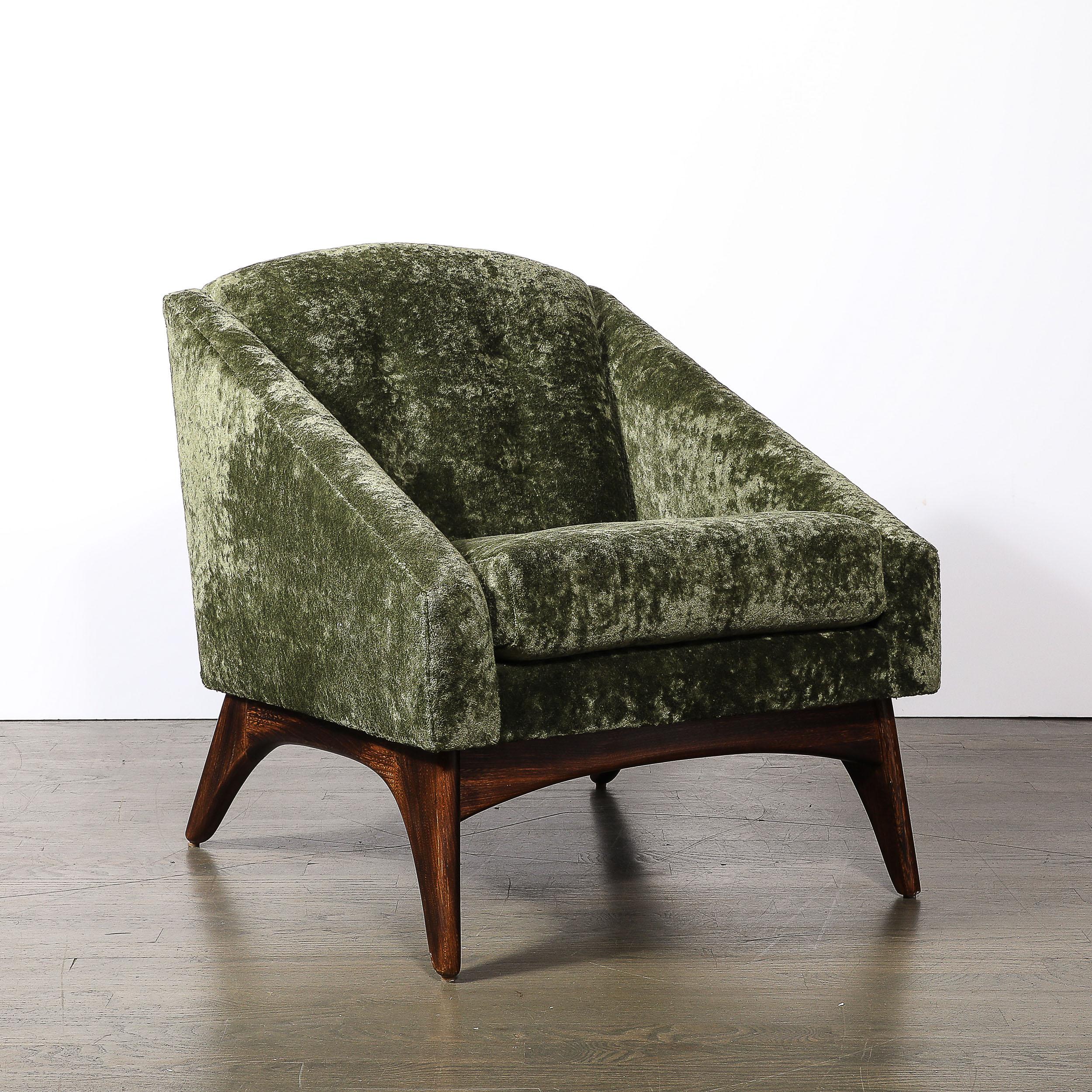 Silla Club Angular de Mitad de Siglo con Soportes Cónicos en Tejido Terciopelo Holly Hunt en venta 4
