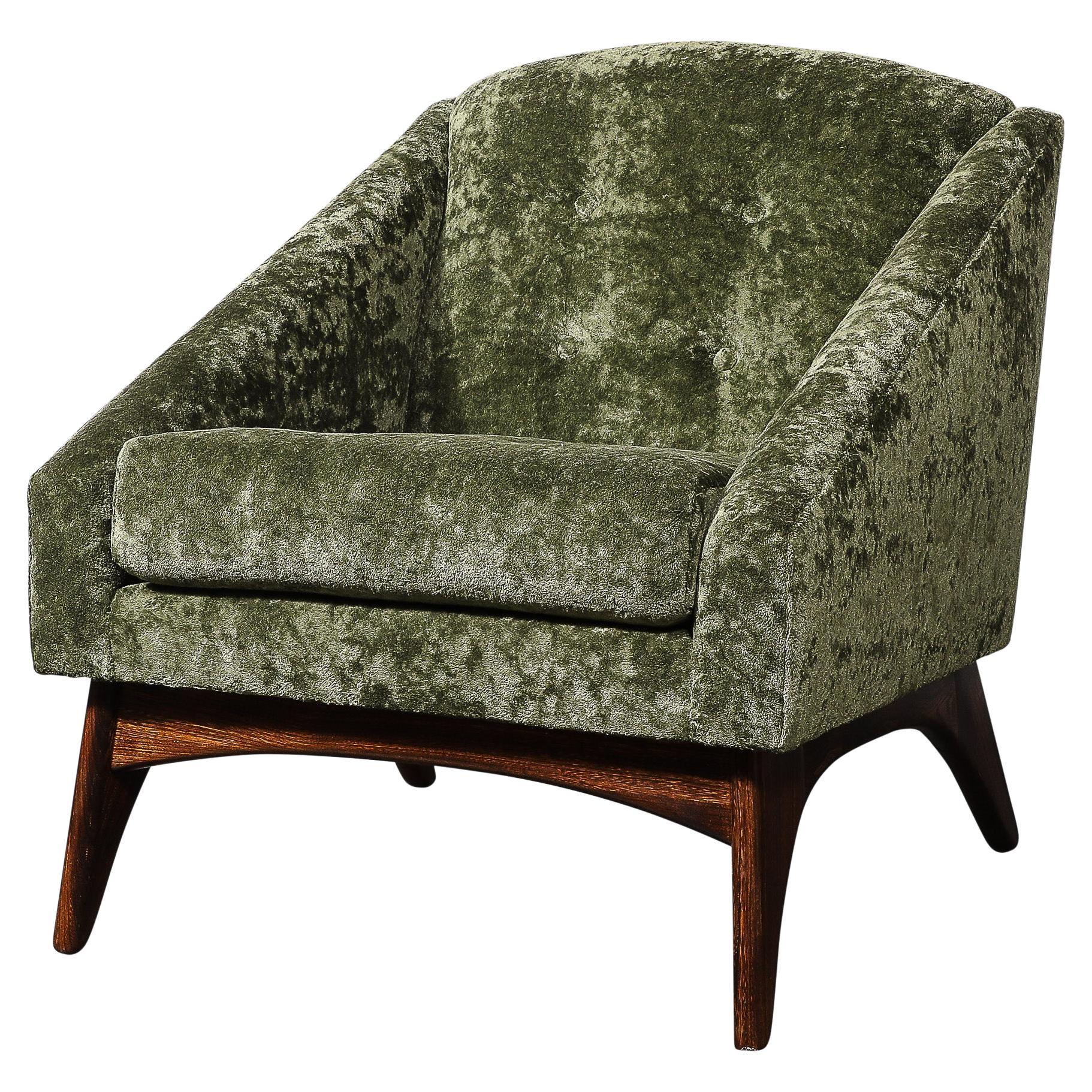 Sedia Club Angolare Mid-Century con Supporti Affusolati in Velluto W.HUNT'