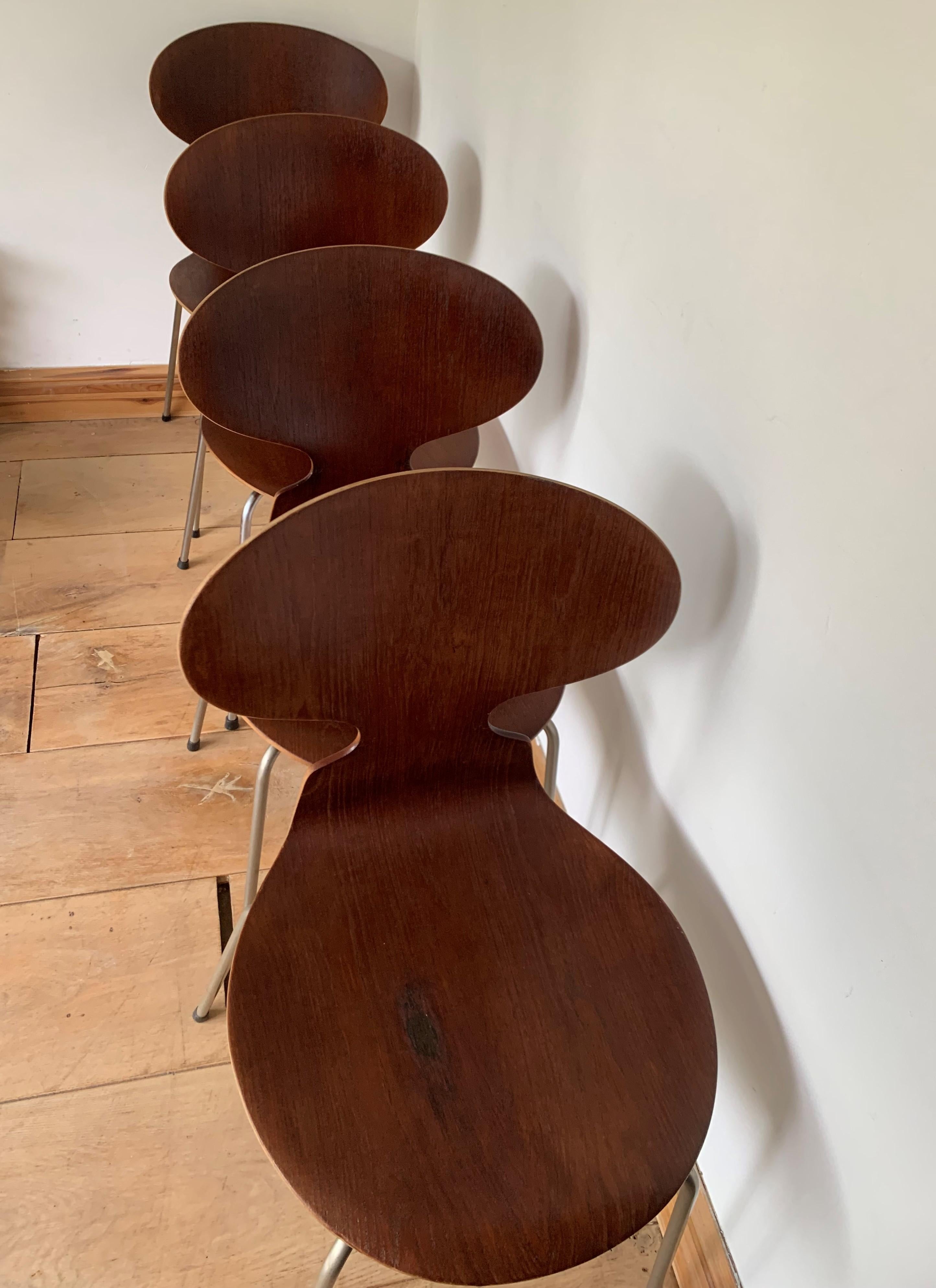 Chaises à fourmis du milieu du siècle dernier d'Arne Jacobsen pour Fritz Hansen, lot de 4 5