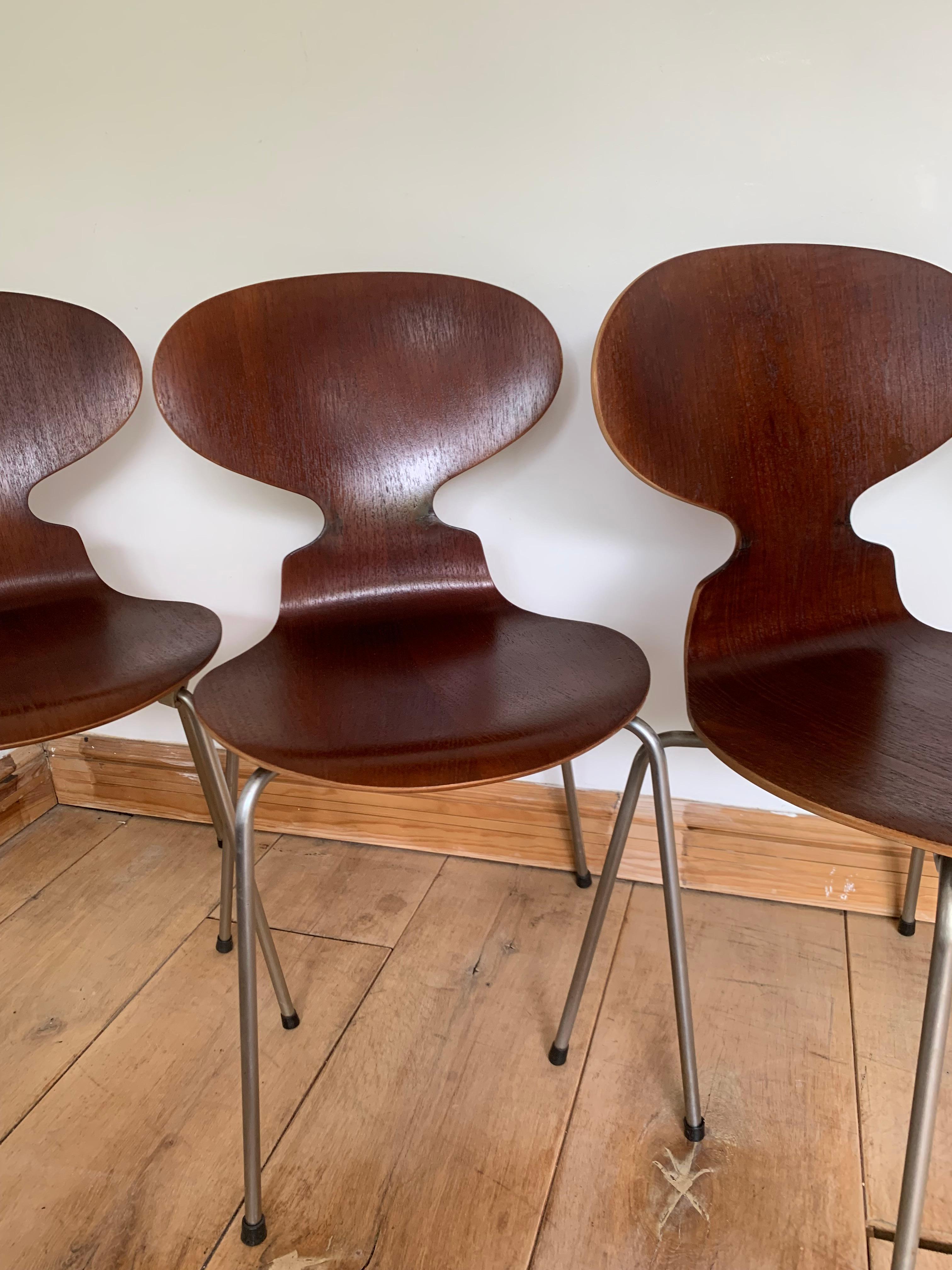 Chaises à fourmis du milieu du siècle dernier d'Arne Jacobsen pour Fritz Hansen, lot de 4 Bon état à Bunnik, NL