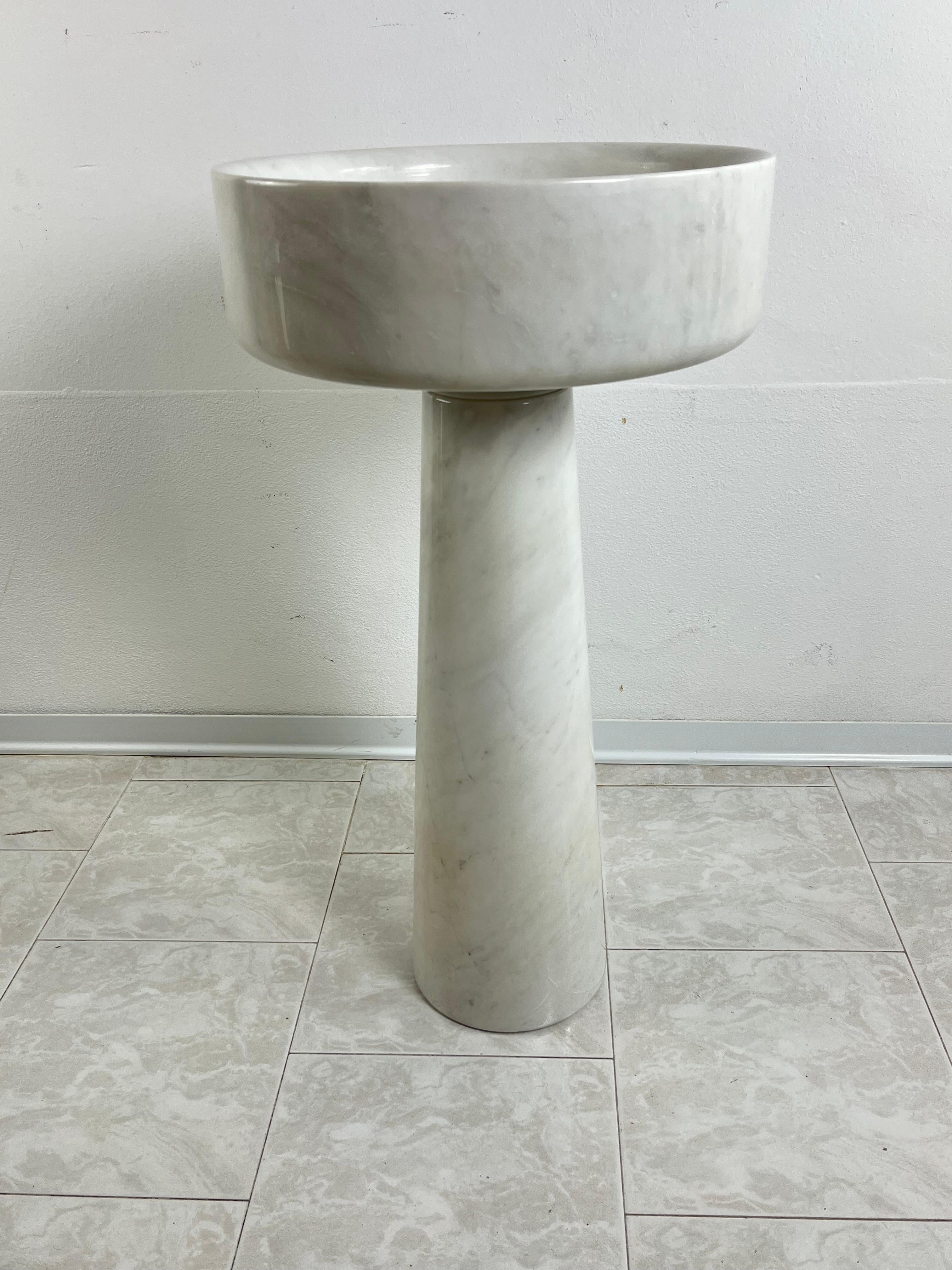 Mid-Century Antera Model Marble Planter By Angelo Mangiarotti For Skipper 1971 In Good Condition In Palermo, IT