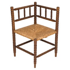 Mid Century Antiques Sedia d'angolo a bobina lavorata a mano, Francia, anni '40