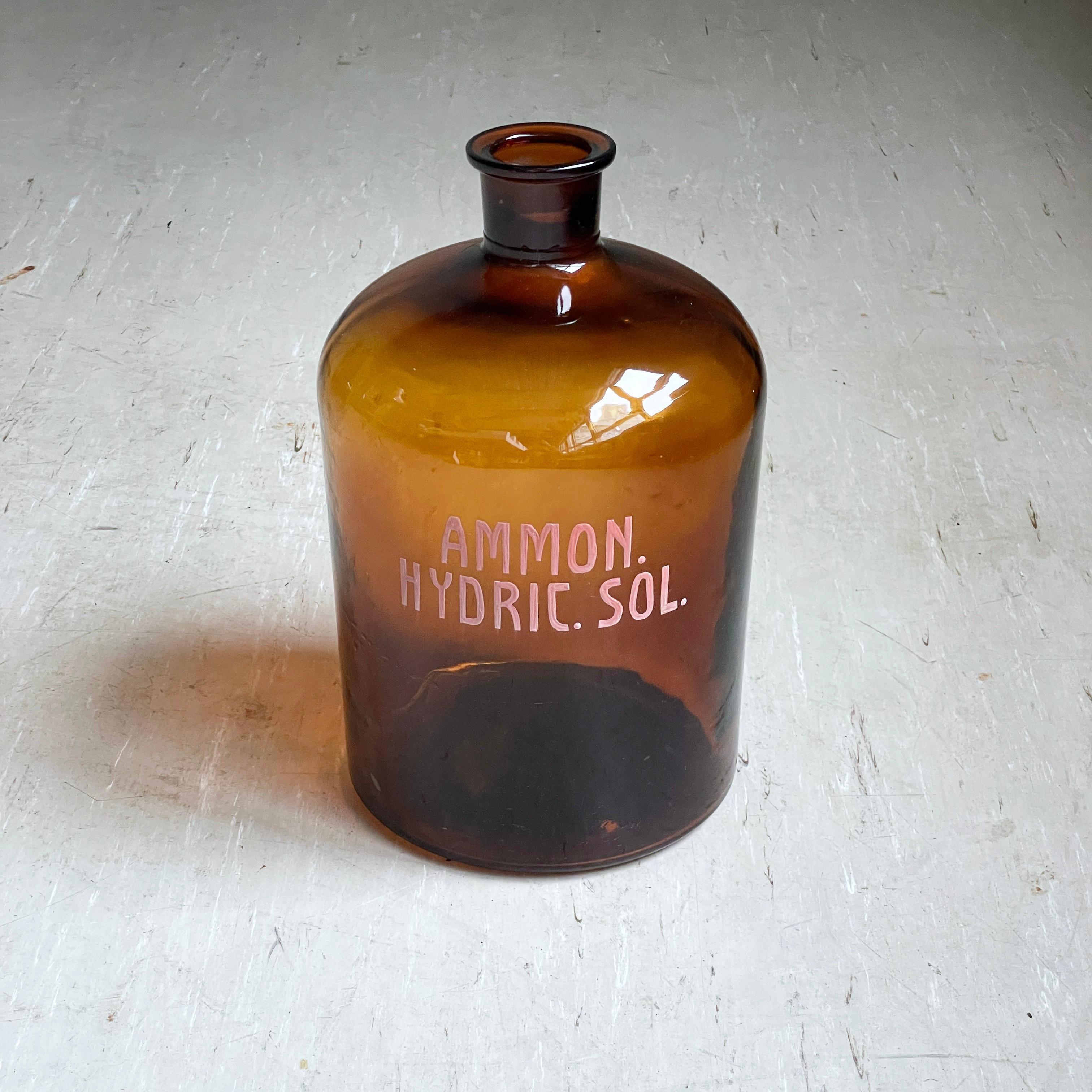 Apothekerflasche aus der Mitte des Jahrhunderts – AMMON. HYDRIC. SOL im Angebot 4