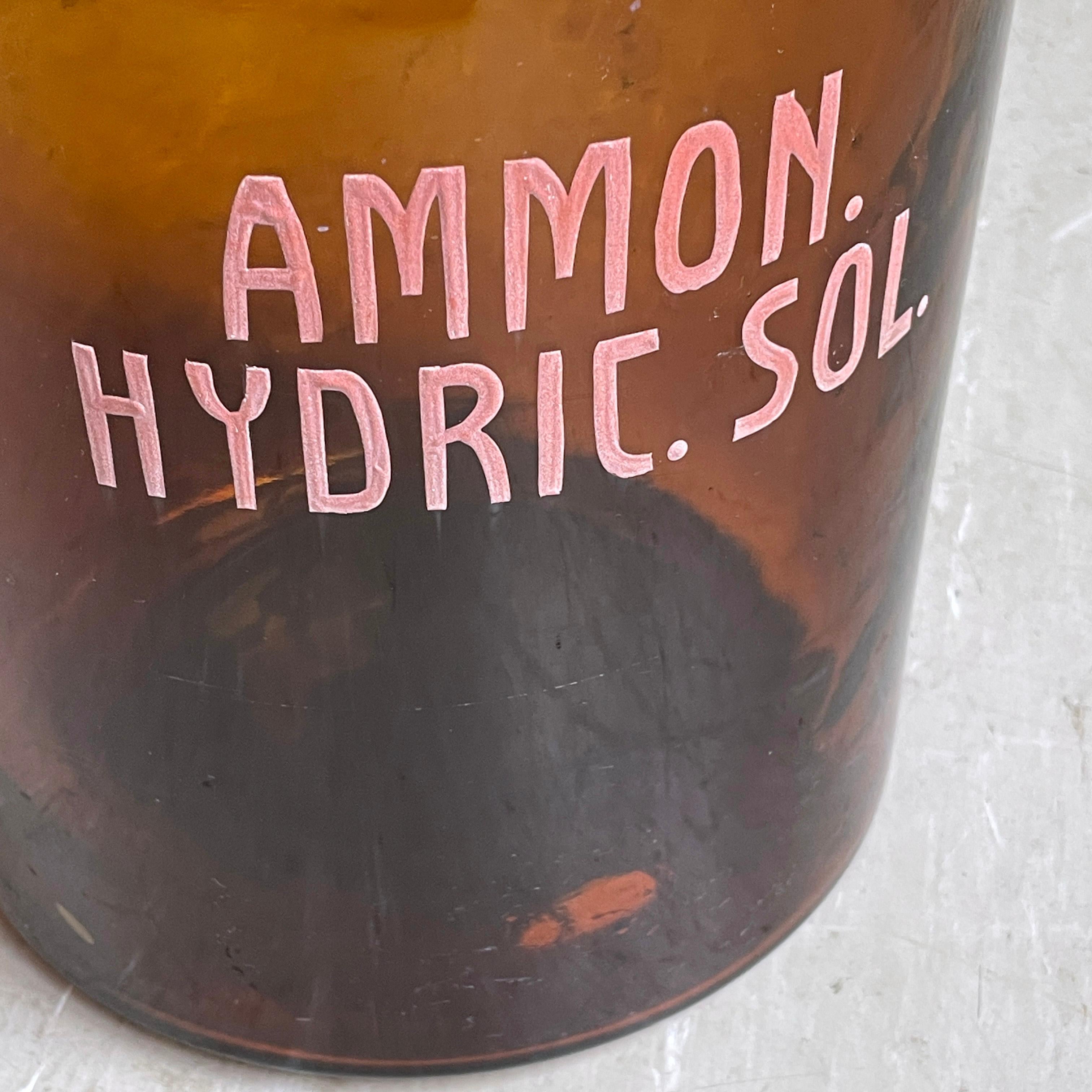 Apothekerflasche aus der Mitte des Jahrhunderts – AMMON. HYDRIC. SOL (Moderne der Mitte des Jahrhunderts) im Angebot