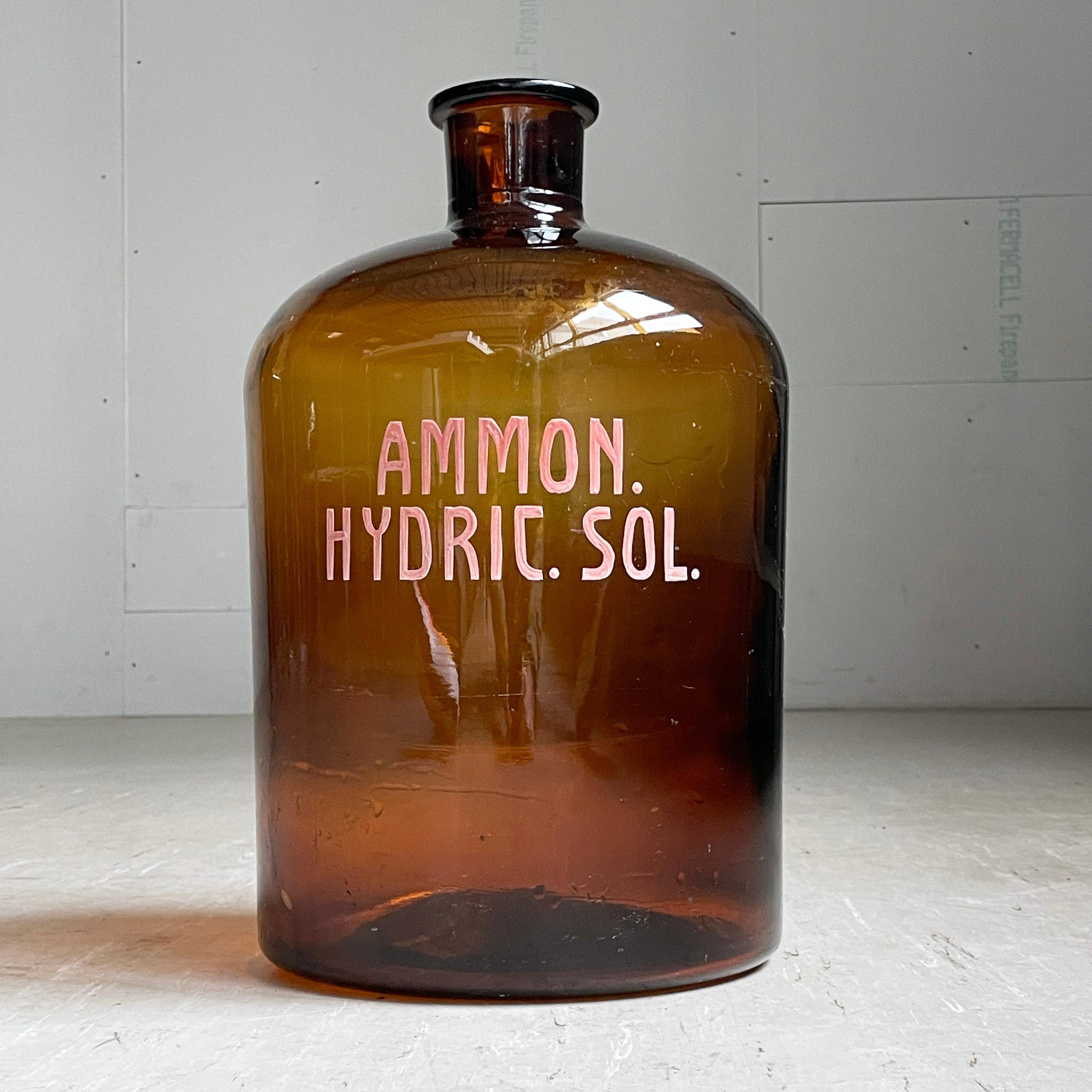 Apothekerflasche aus der Mitte des Jahrhunderts – AMMON. HYDRIC. SOL (Schweizerisch) im Angebot