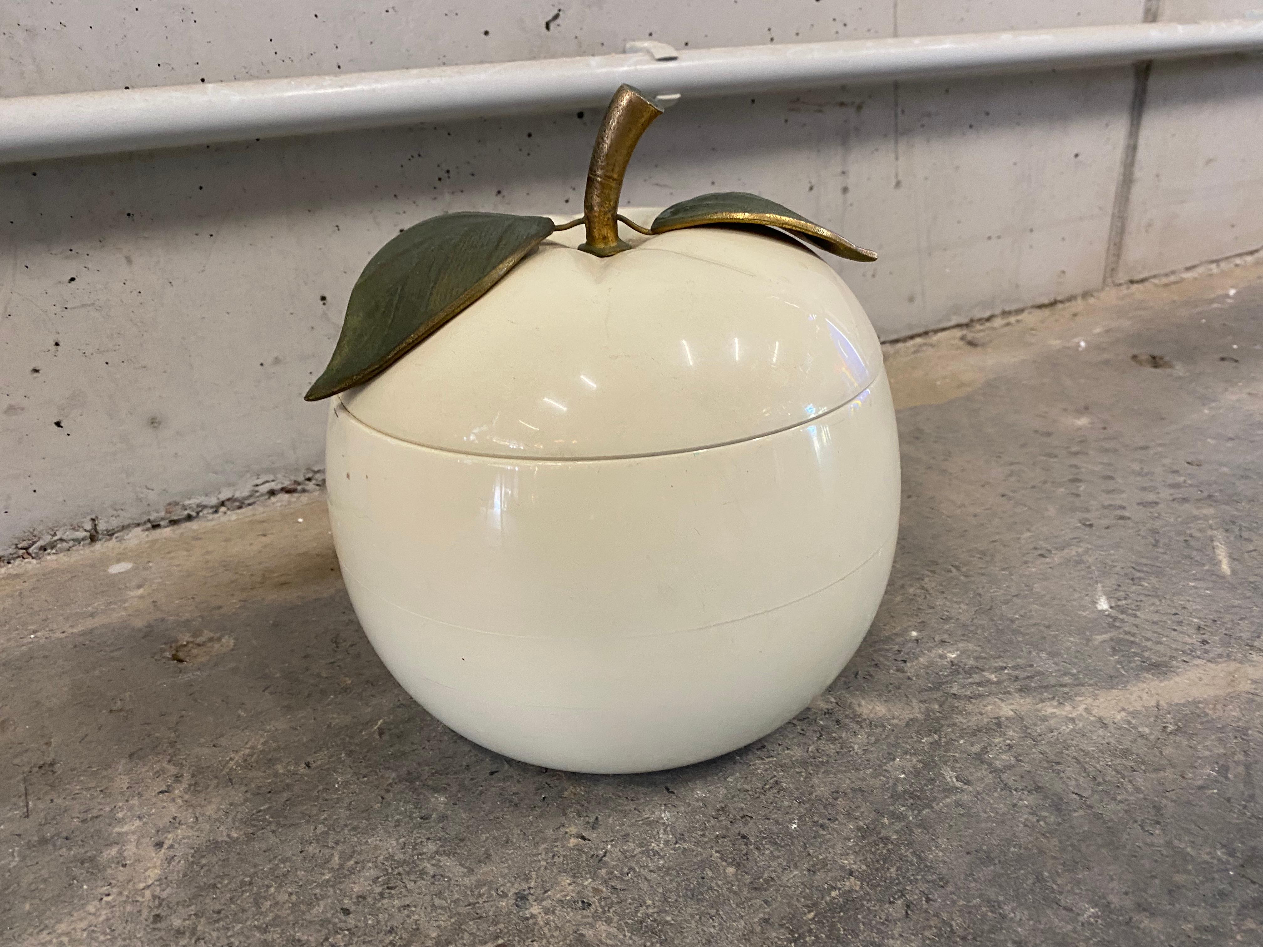 apple shaped ice bucket