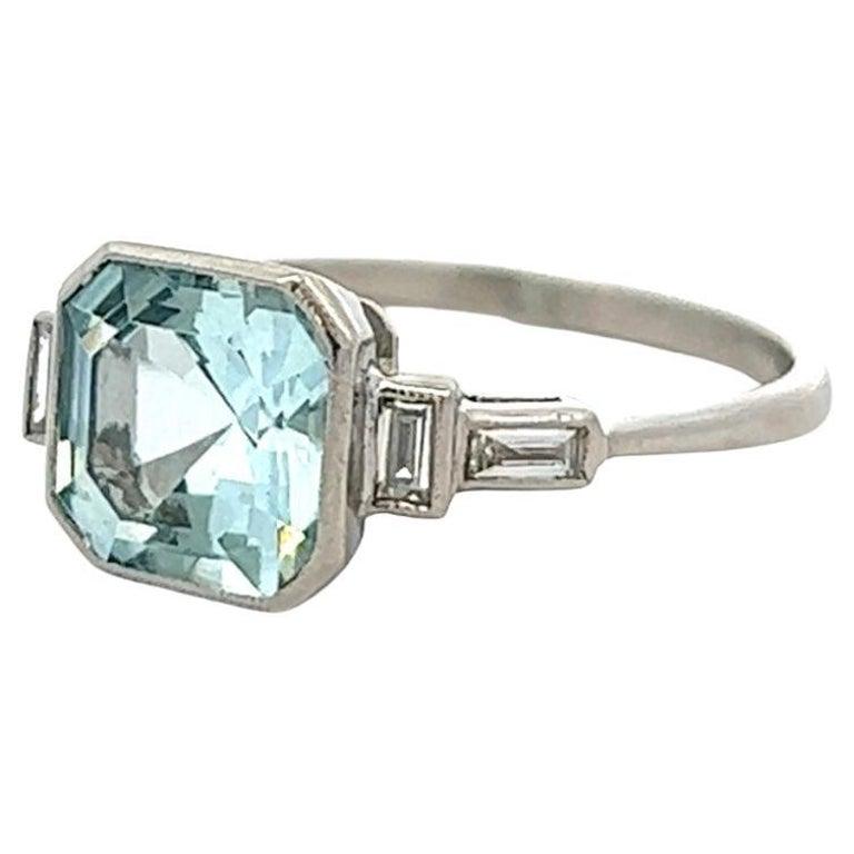 Women's or Men's Midcentury Aquamarine Diamond Platinum Ring