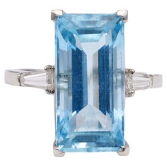 Vintage Mid-Century Aquamarine Diamond Platinum Ring