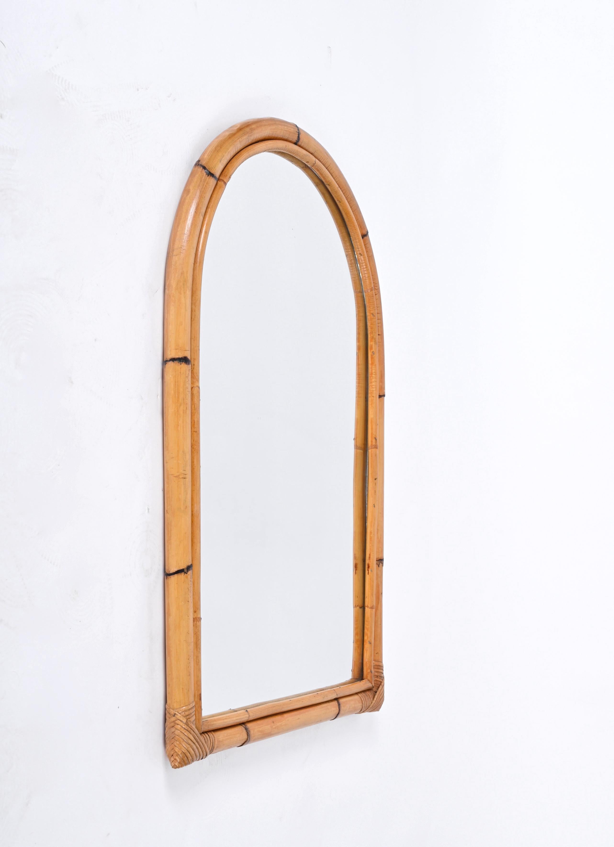 Midcentury Arch Mirror with Double Bamboo Frame and Rattan Wicker, Italy, 1970s In Good Condition In Roma, IT