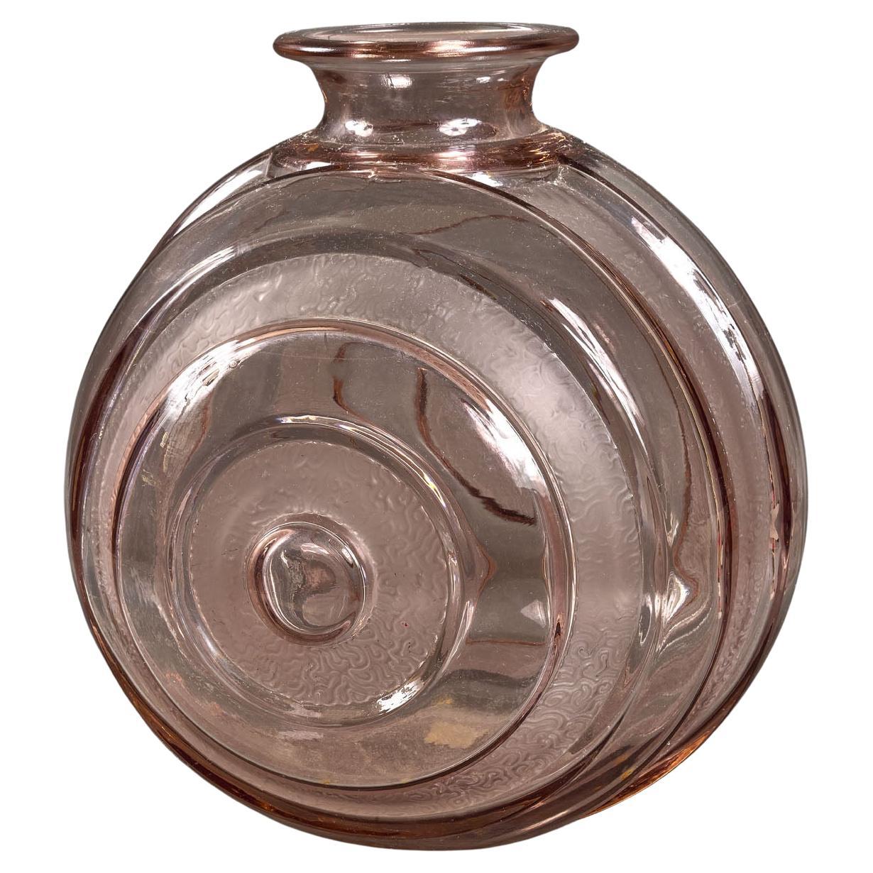 Important vase de Murano de couleur ambre, attribué au designer Archimede Seguso.
Il porte le Label original 