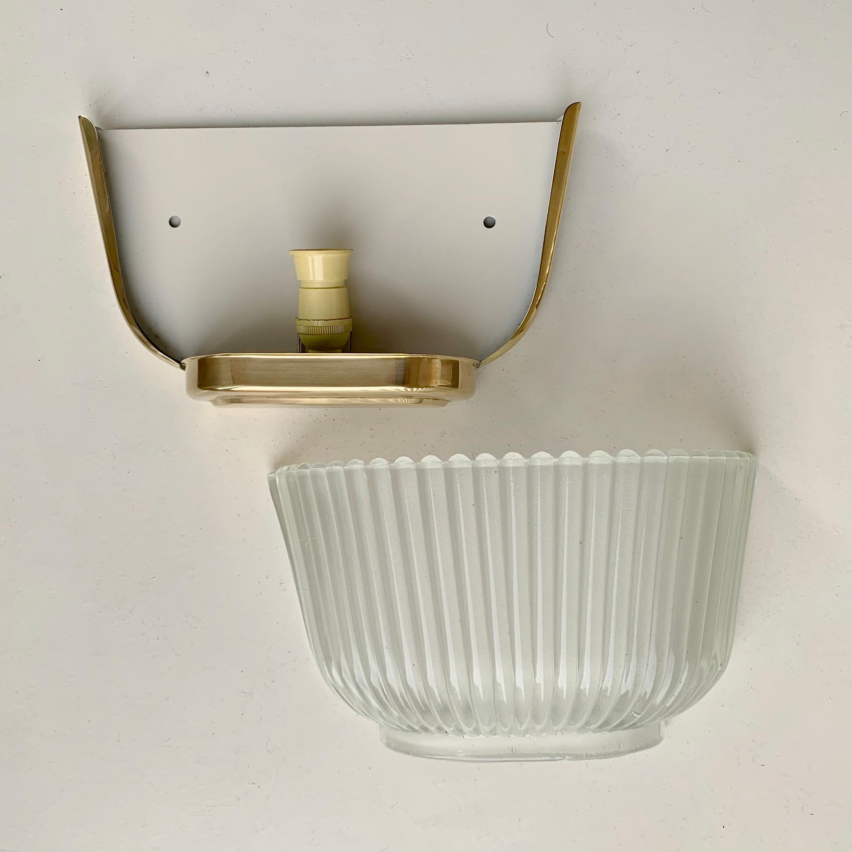 Mid-Century Archimede Seguso  Murano Glass Sconce, circa 1940, Italy. For Sale 2