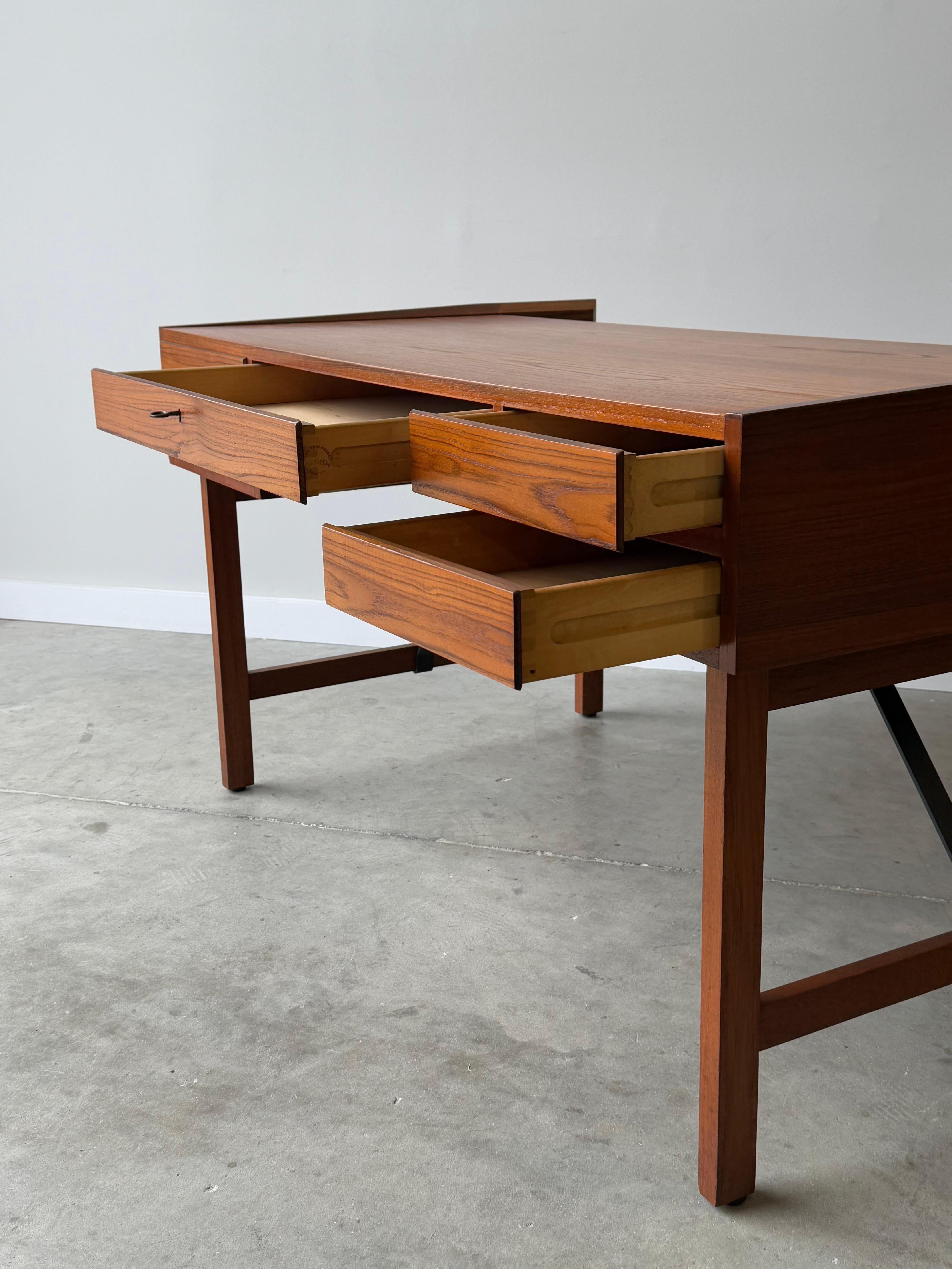 Mid-Century Architectural Firm Executive Desk Designed by Svend Aage Madsen For Sale 4