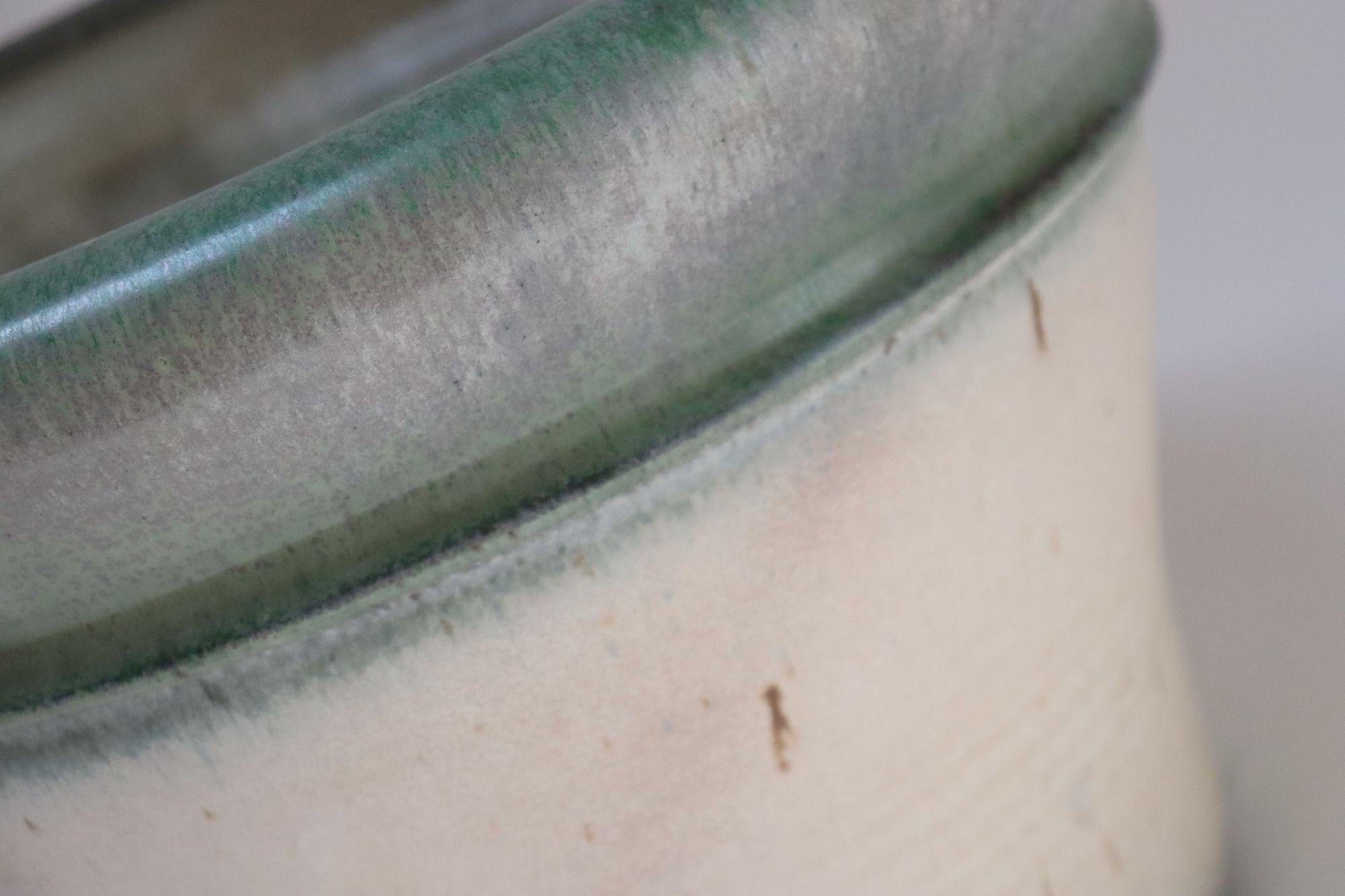 Organische Pflanzgefäßvase von Deanna Nichols aus der Mitte des Jahrhunderts von Architectural Pottery Studio im Angebot 8