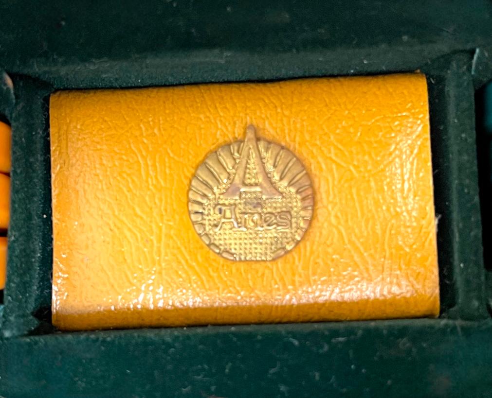 Mexican Mid-Century Aries Green & Gold Leather and Velvet Traveling Backgammon Set For Sale