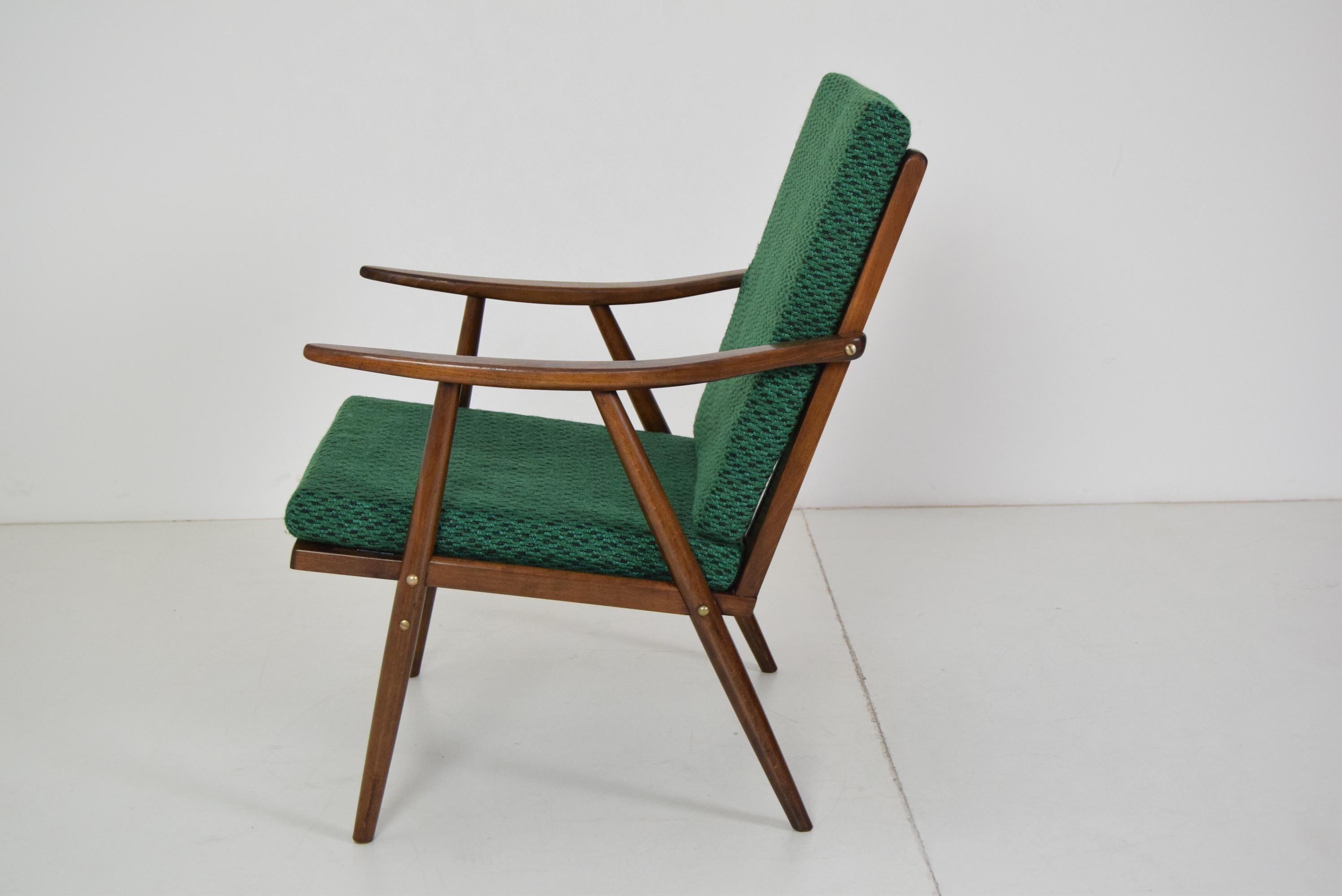 Midcentury Armchair by Ton, 1960s In Good Condition In Praha, CZ