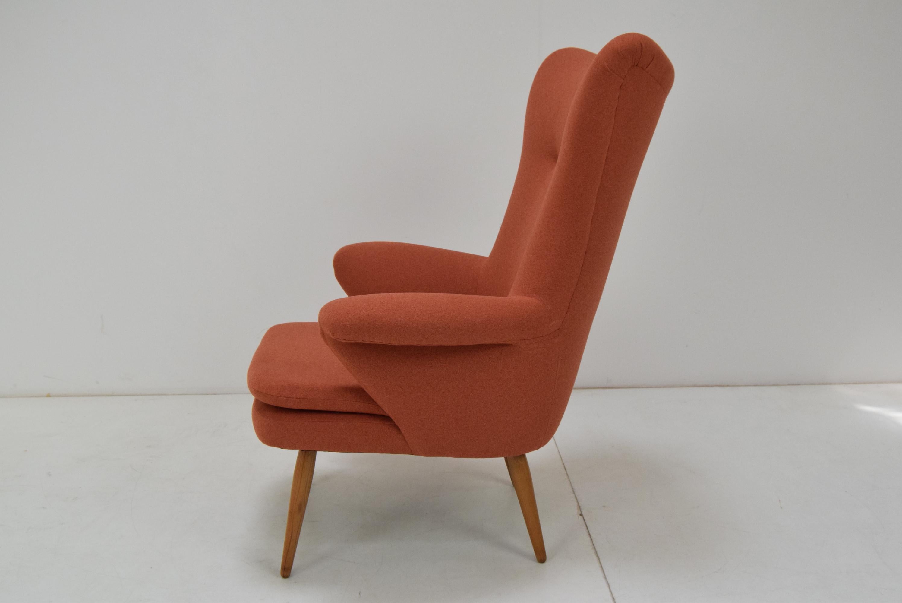Mid-Century Armchair by Up.Rousinov, 1970’s In Good Condition For Sale In Praha, CZ