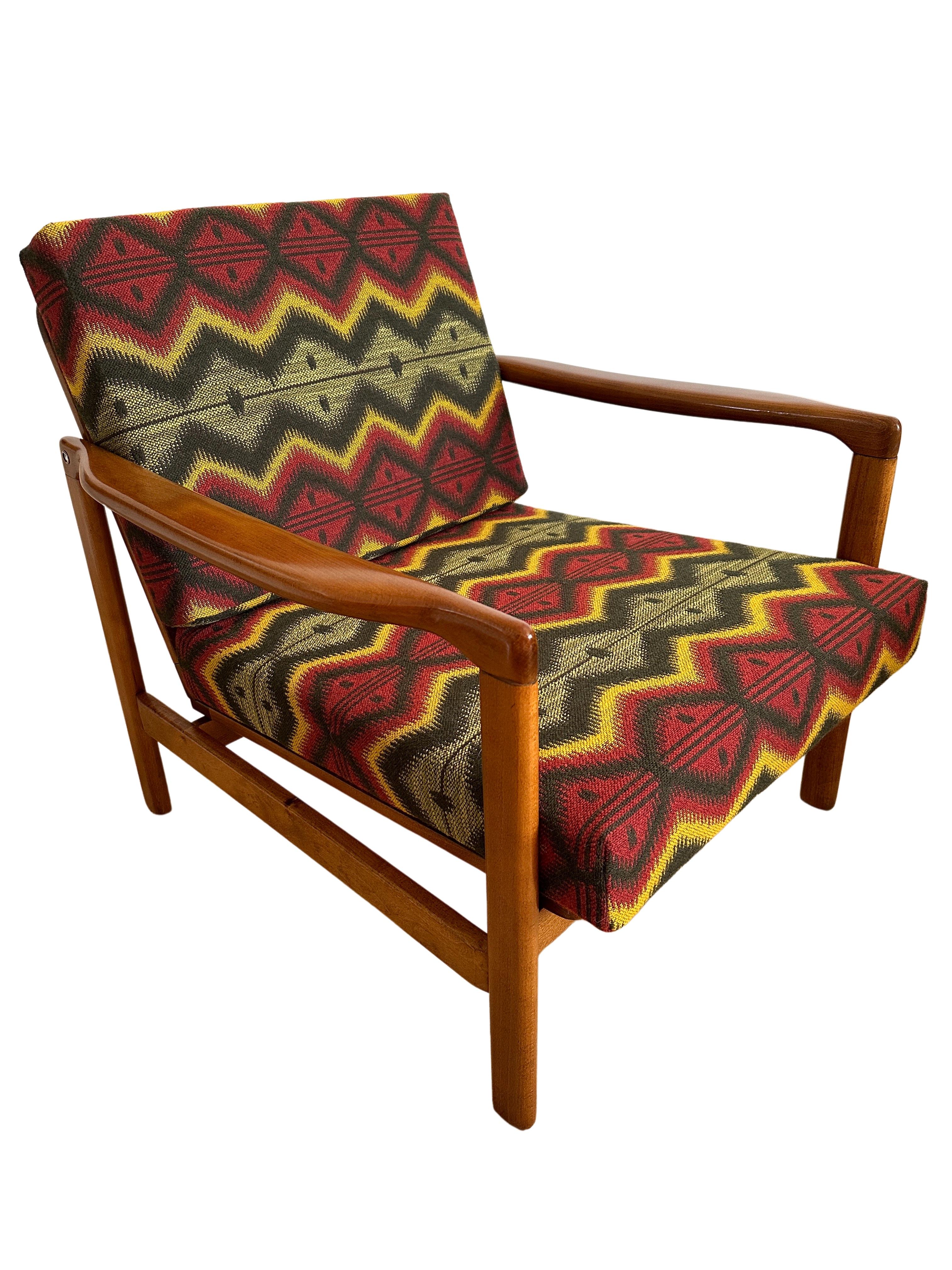 Mid Century Sessel von Zenon Bączyk mit bunt gemustertem Bezug, 1960er Jahre im Angebot 5